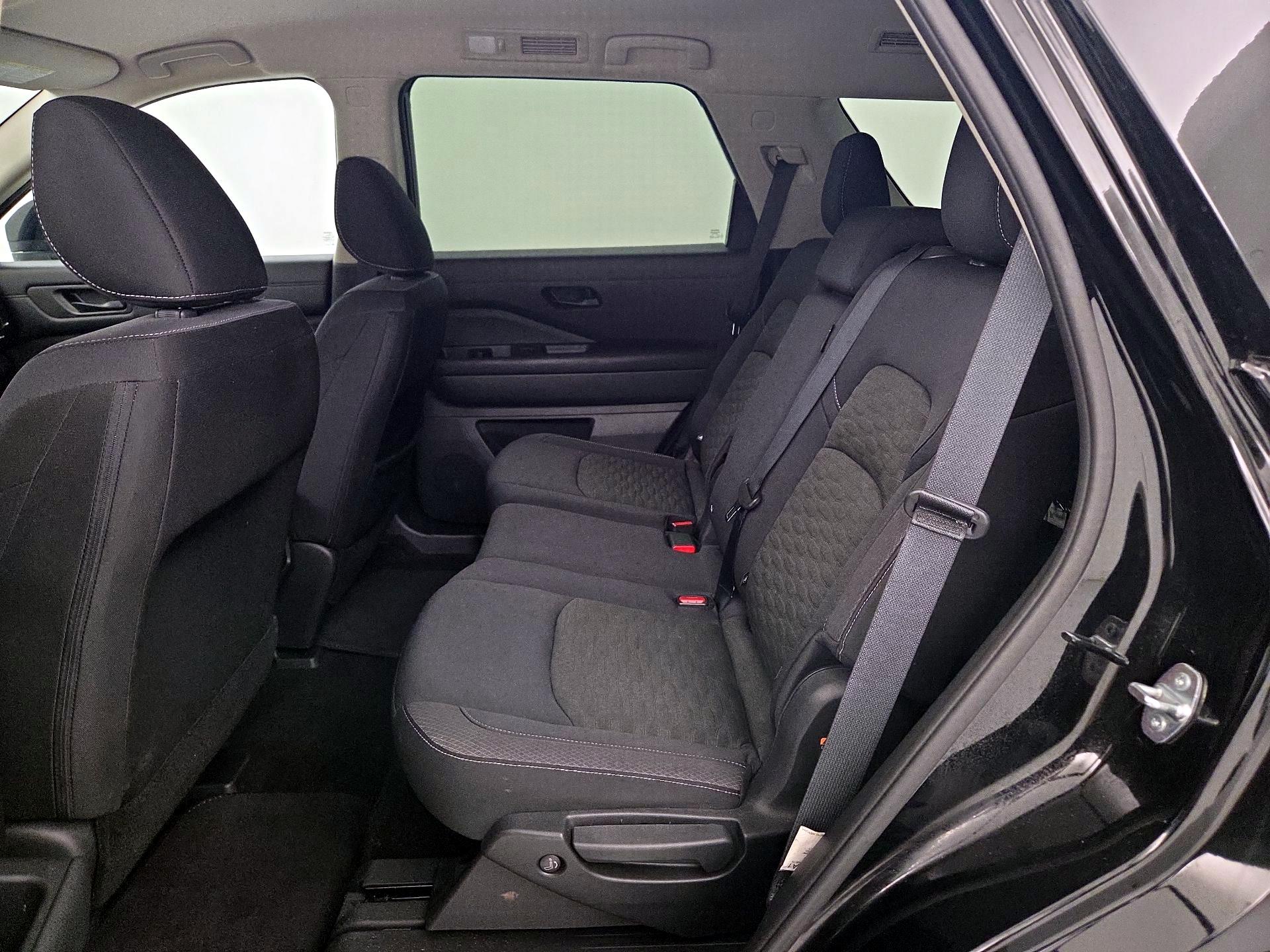 Thumbnail: 2023 Nissan Pathfinder - 19