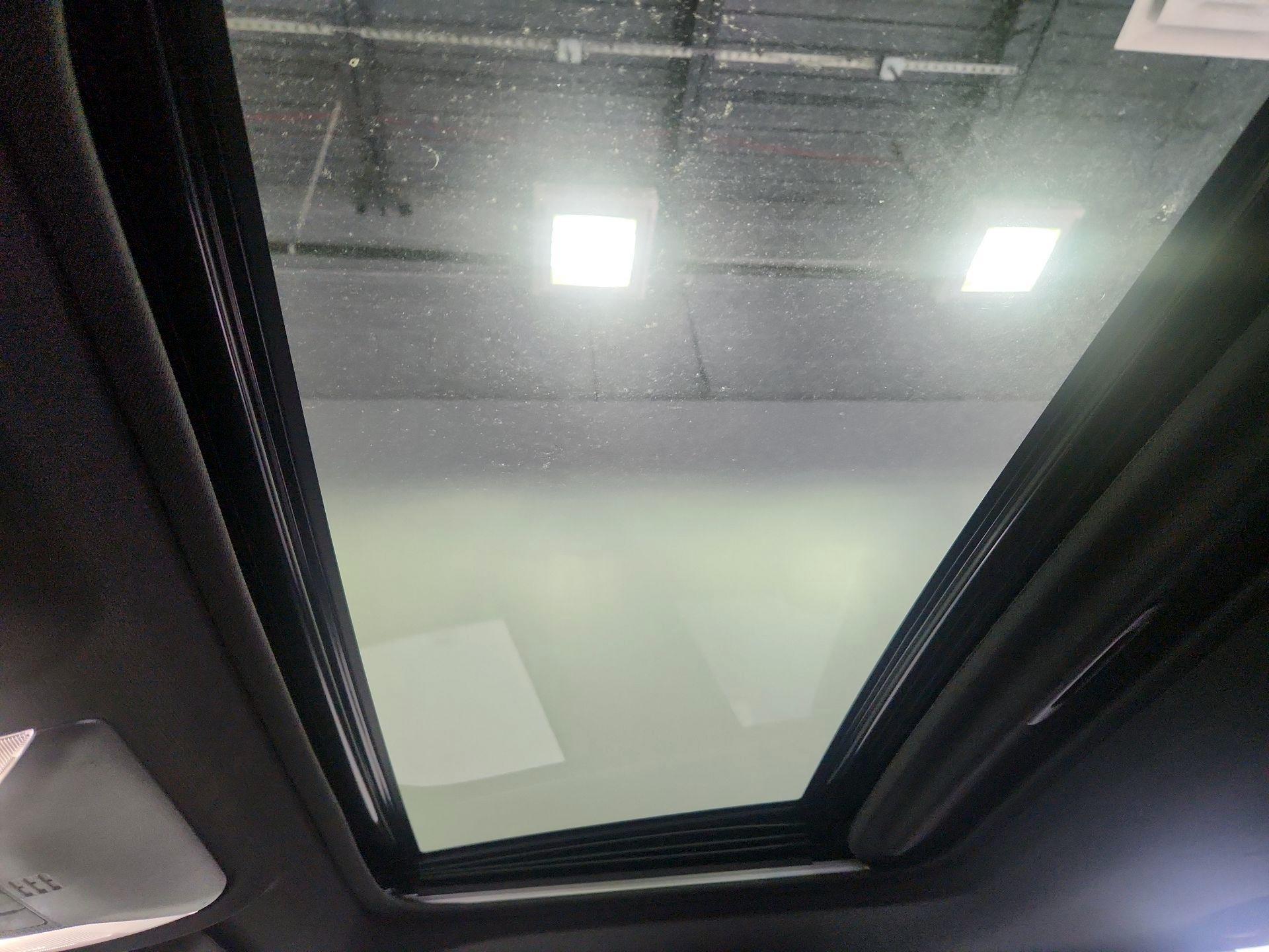 Thumbnail: 2022 Toyota RAV4 - 19