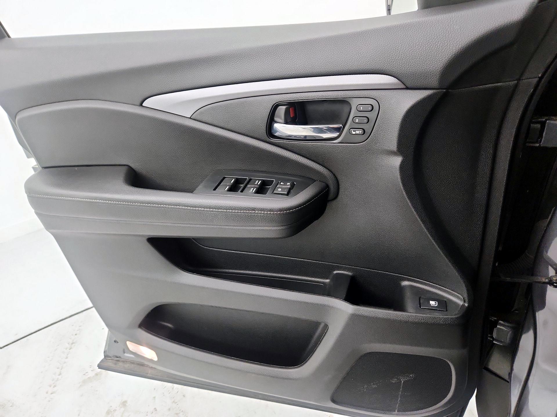 Thumbnail: 2023 Honda Ridgeline - 12