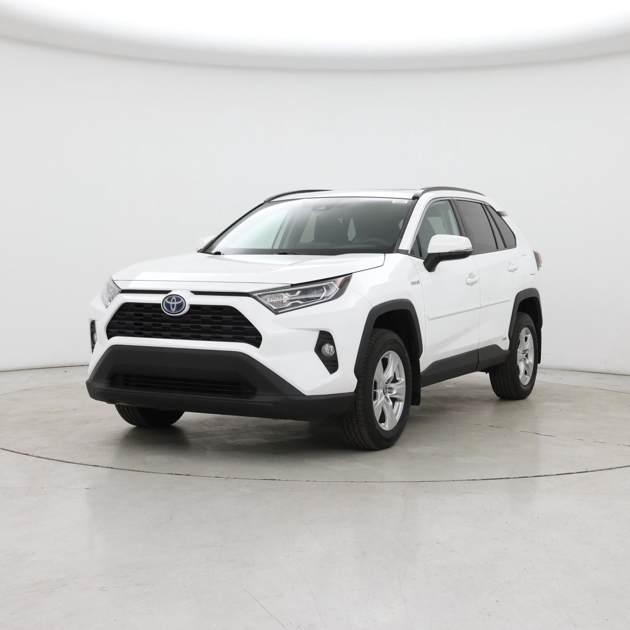 Thumbnail: 2021 Toyota RAV4 - 4