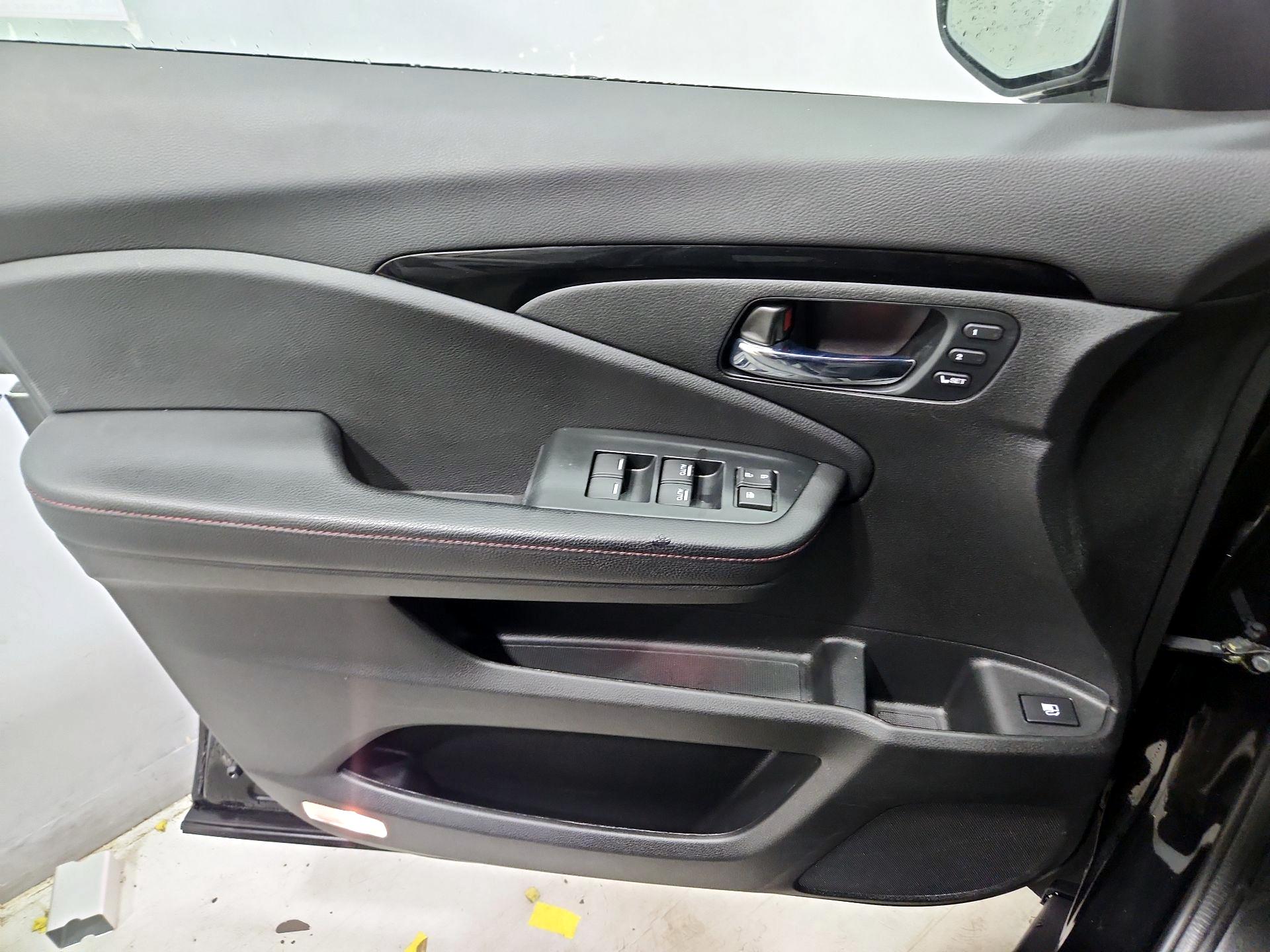 Thumbnail: 2023 Honda Ridgeline - 12