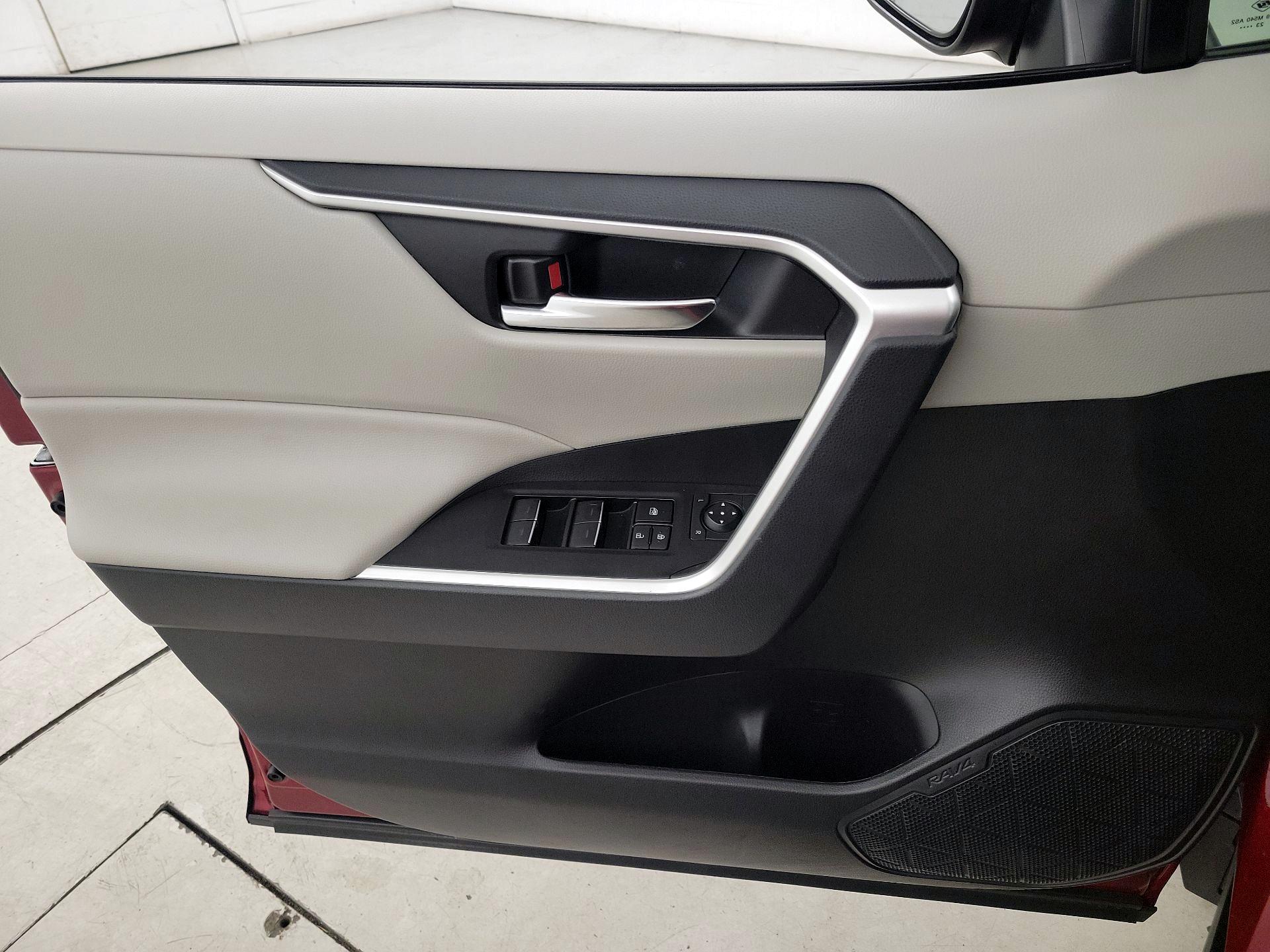 Thumbnail: 2024 Toyota RAV4 - 12