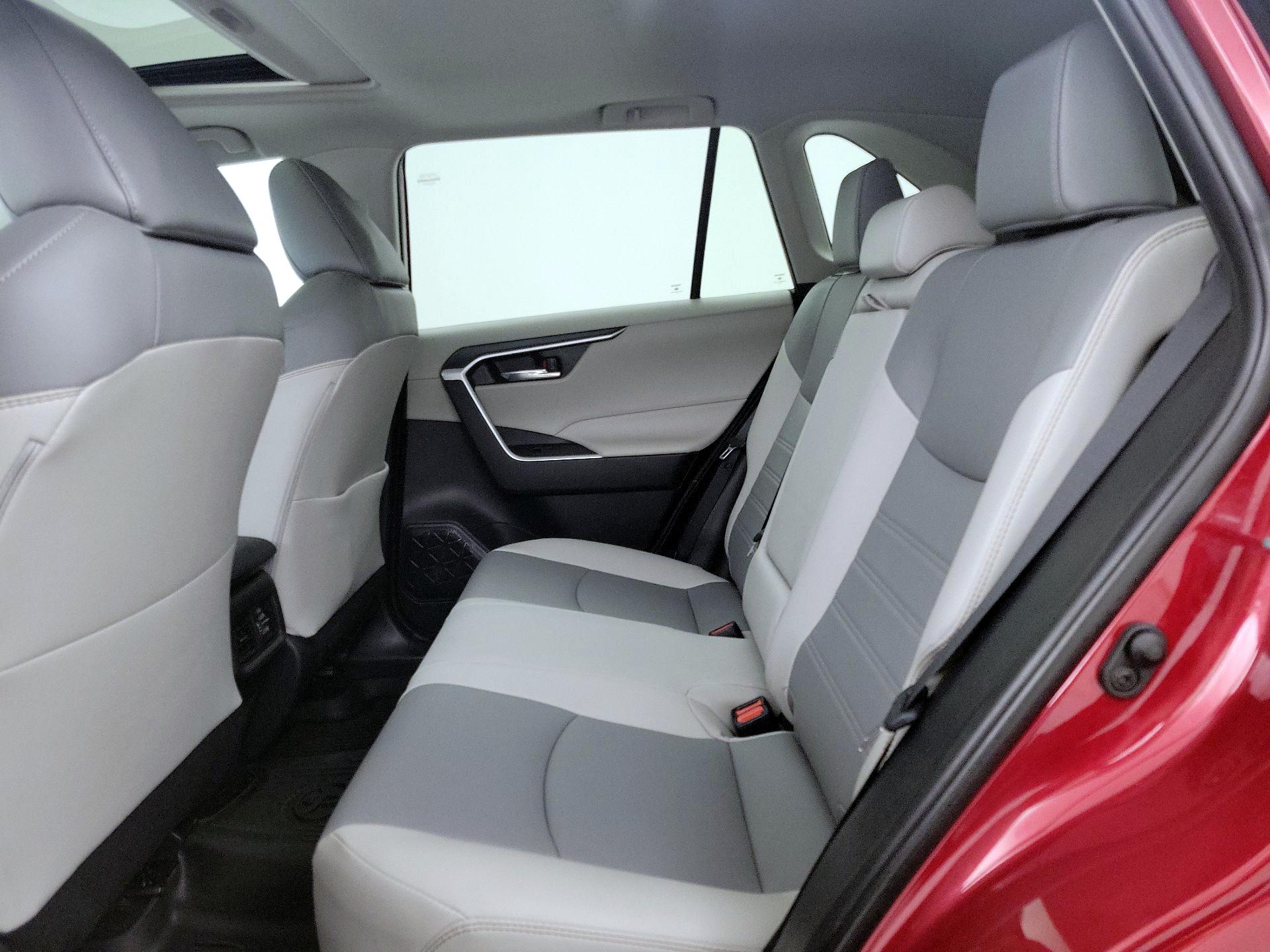 Thumbnail: 2024 Toyota RAV4 - 20