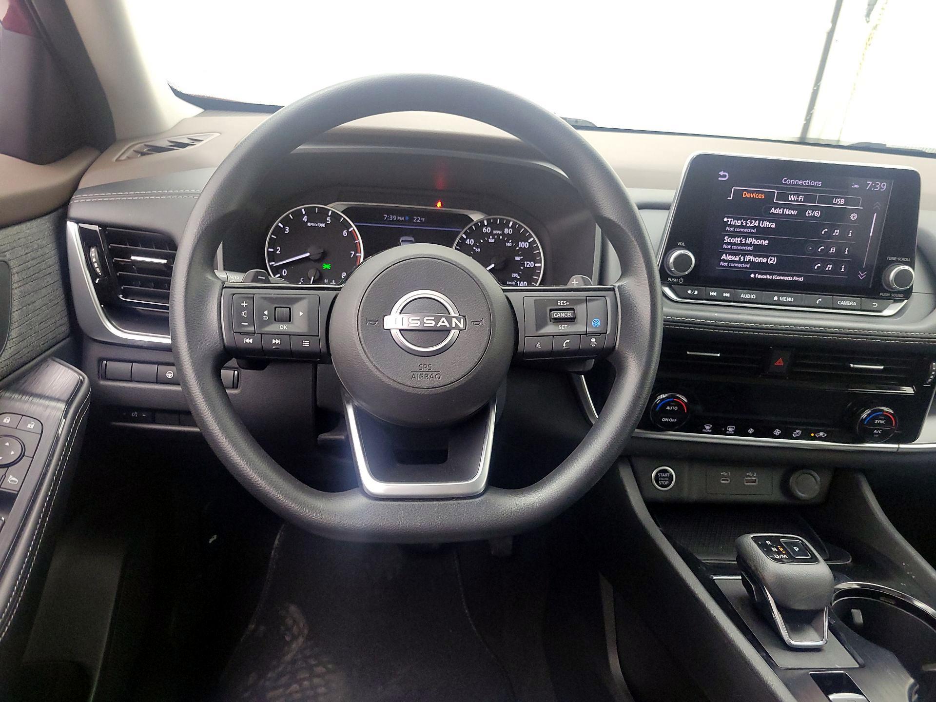 Thumbnail: 2023 Nissan Rogue - 10