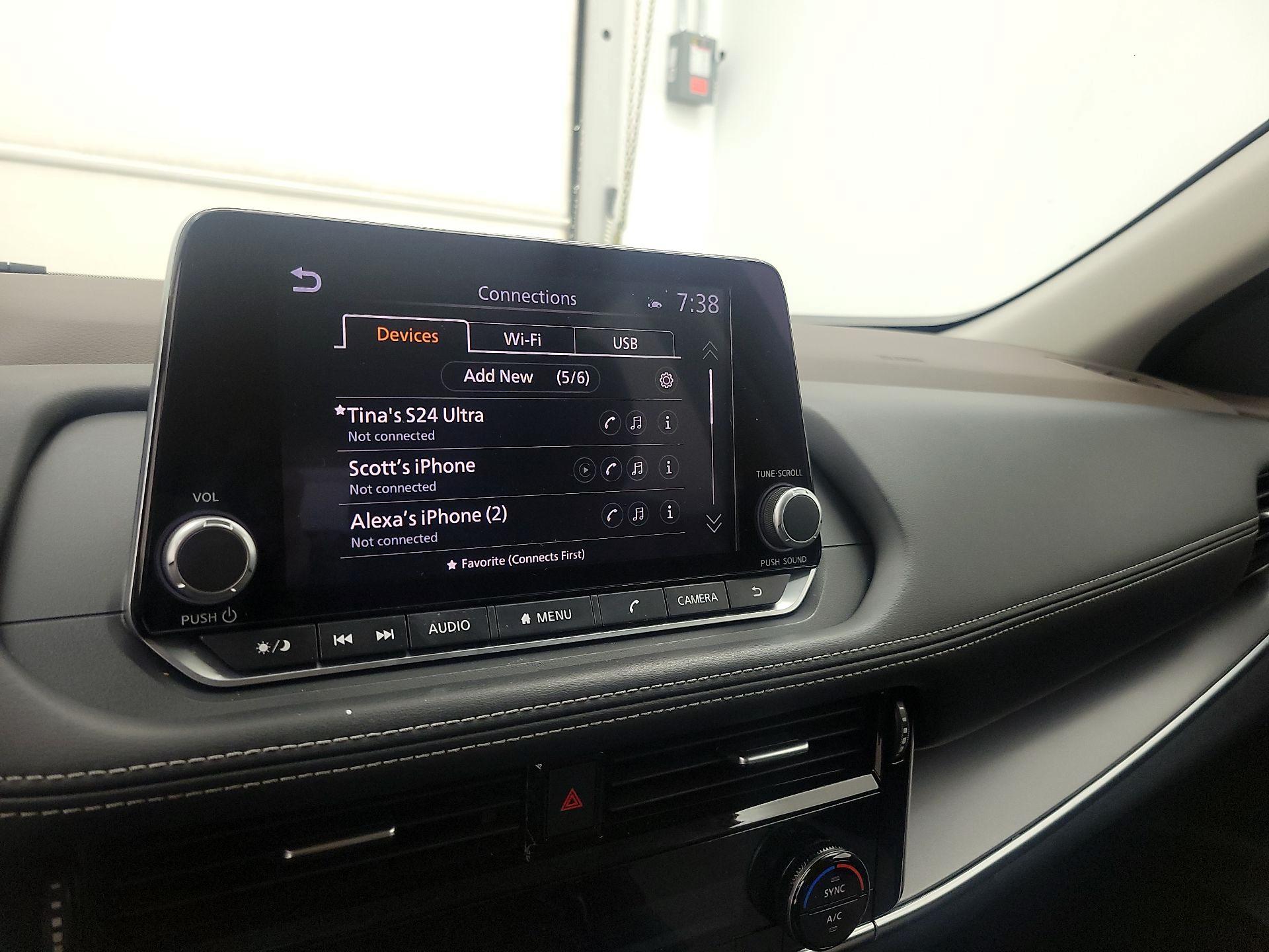 Thumbnail: 2023 Nissan Rogue - 15