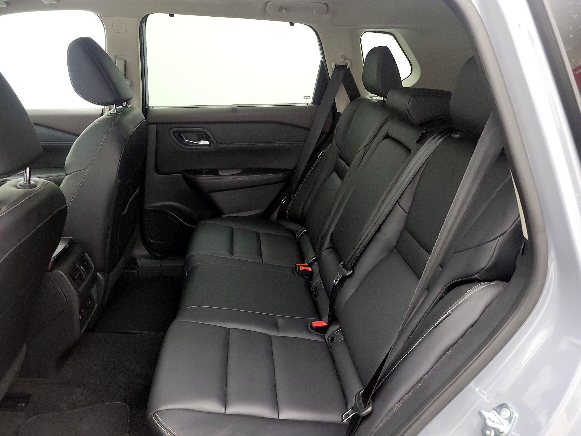 Thumbnail: 2023 Nissan Rogue - 20