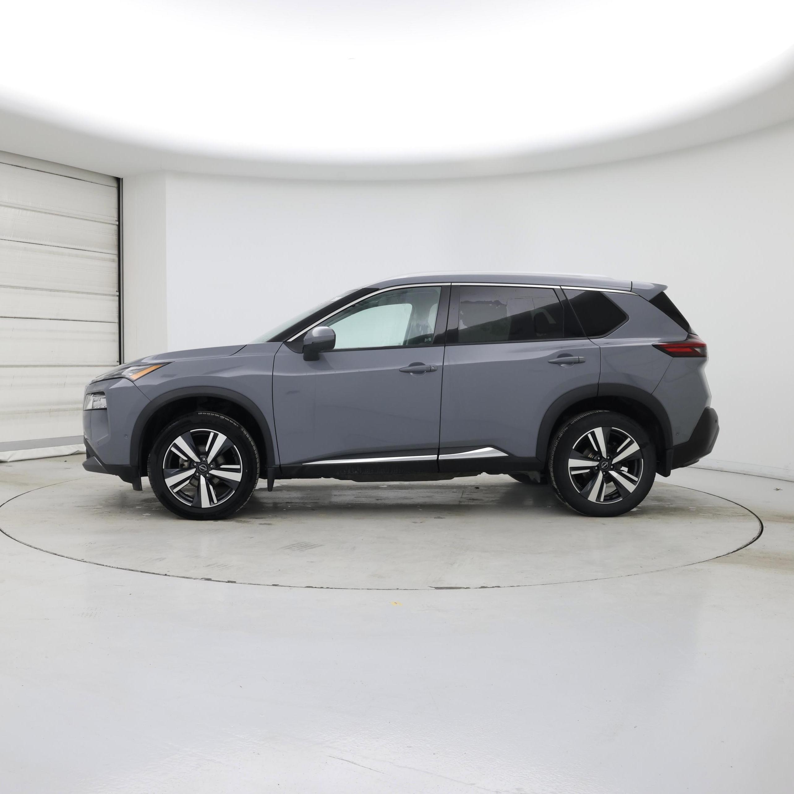 Thumbnail: 2023 Nissan Rogue - 3