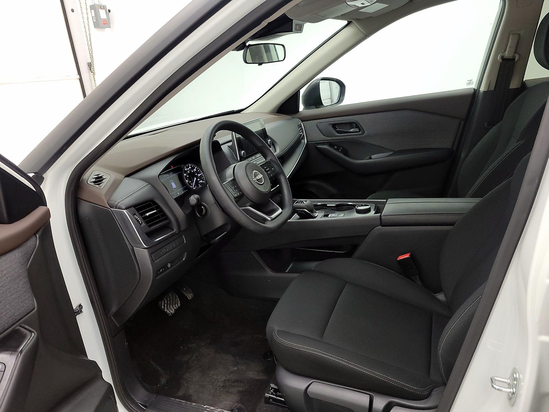 Thumbnail: 2023 Nissan Rogue - 11