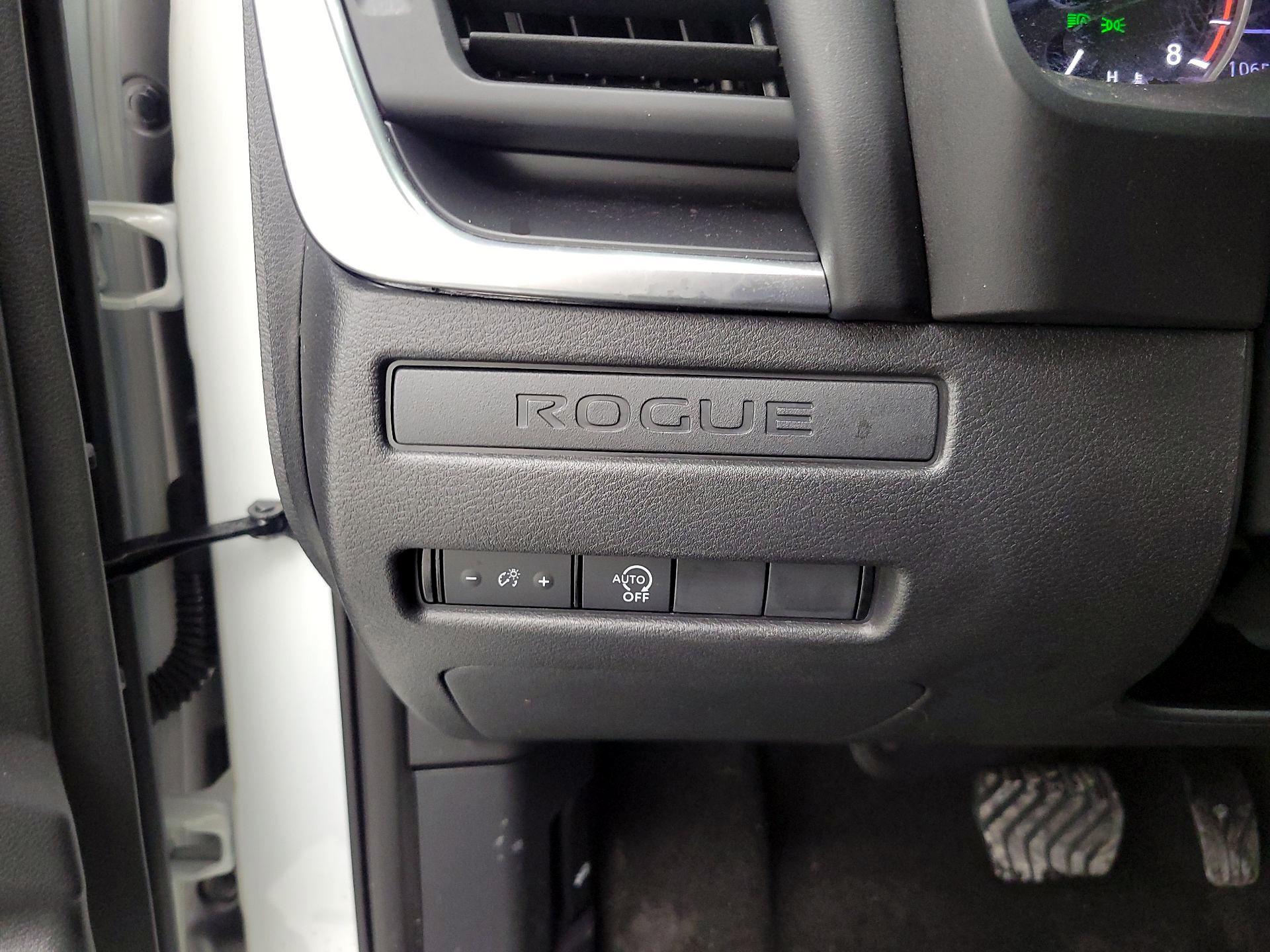 Thumbnail: 2023 Nissan Rogue - 13