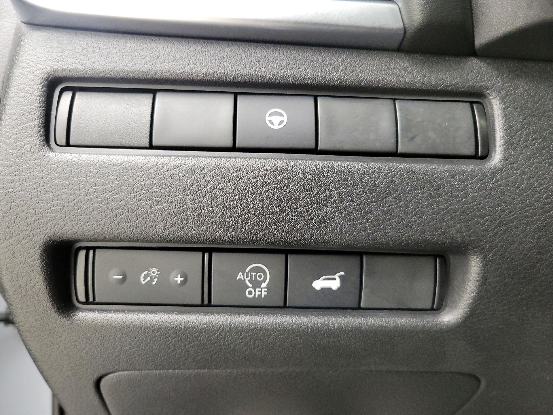 Thumbnail: 2023 Nissan Rogue - 13