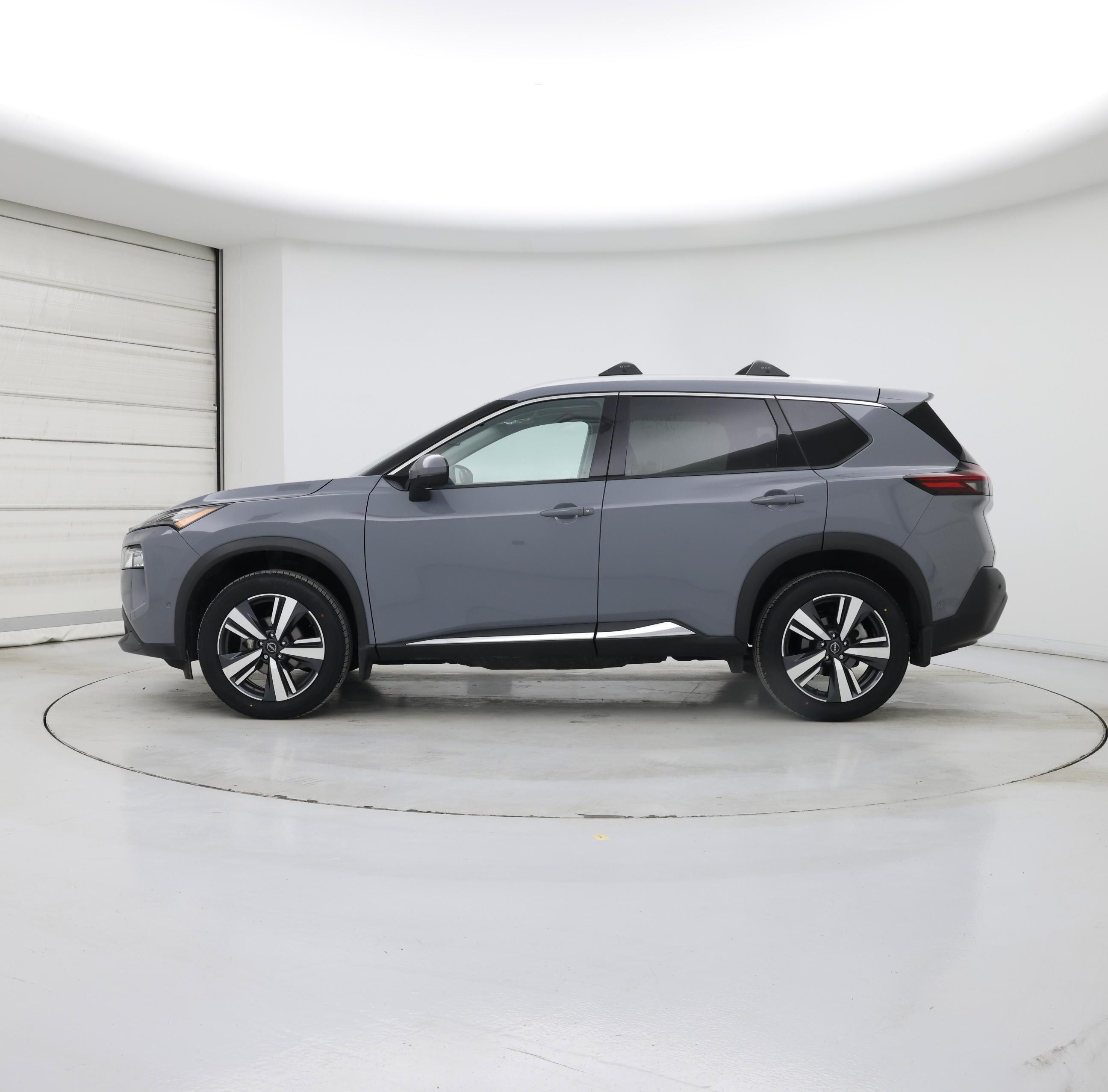 Thumbnail: 2023 Nissan Rogue - 3
