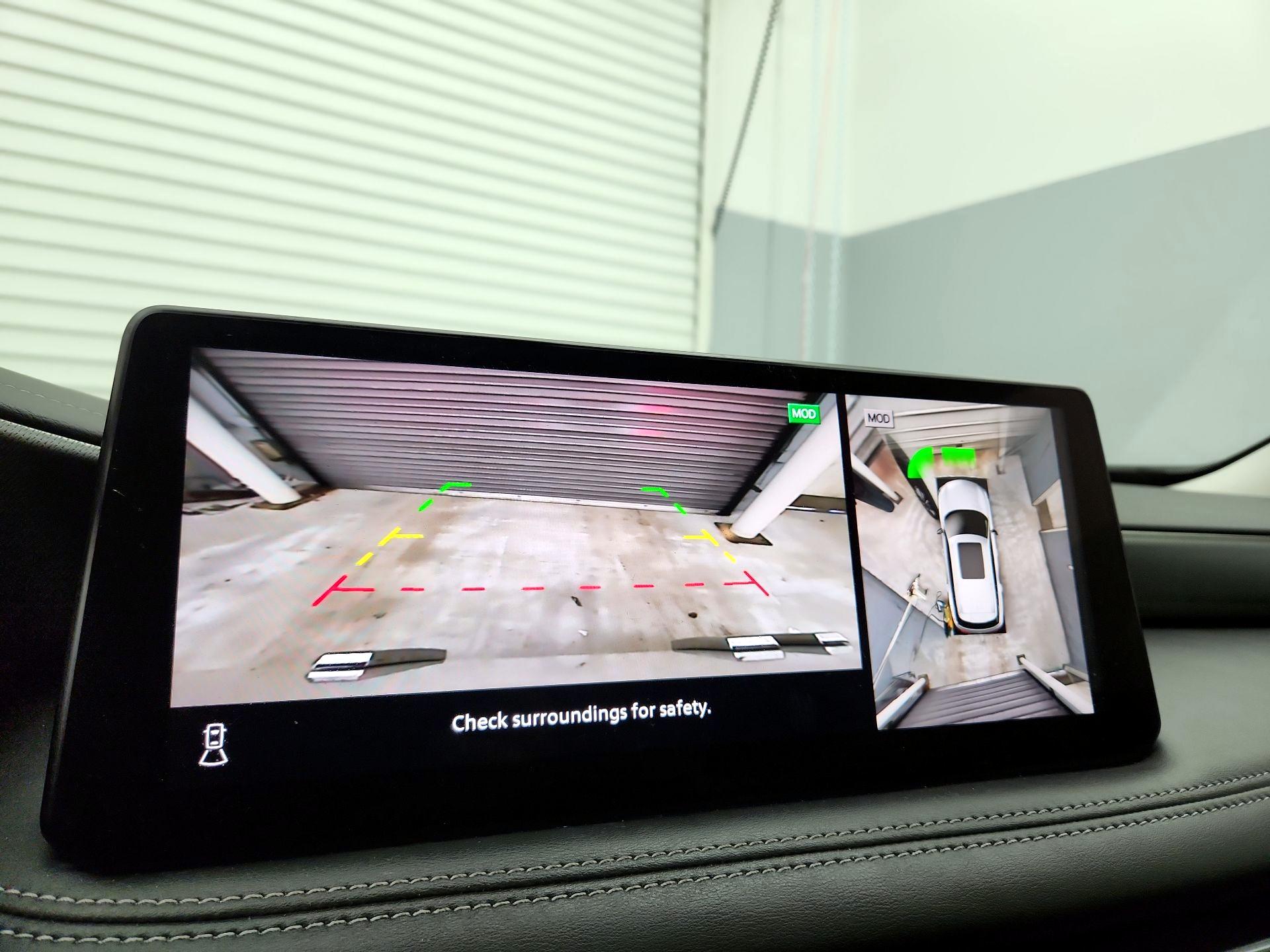 Thumbnail: 2023 INFINITI QX60 - 15