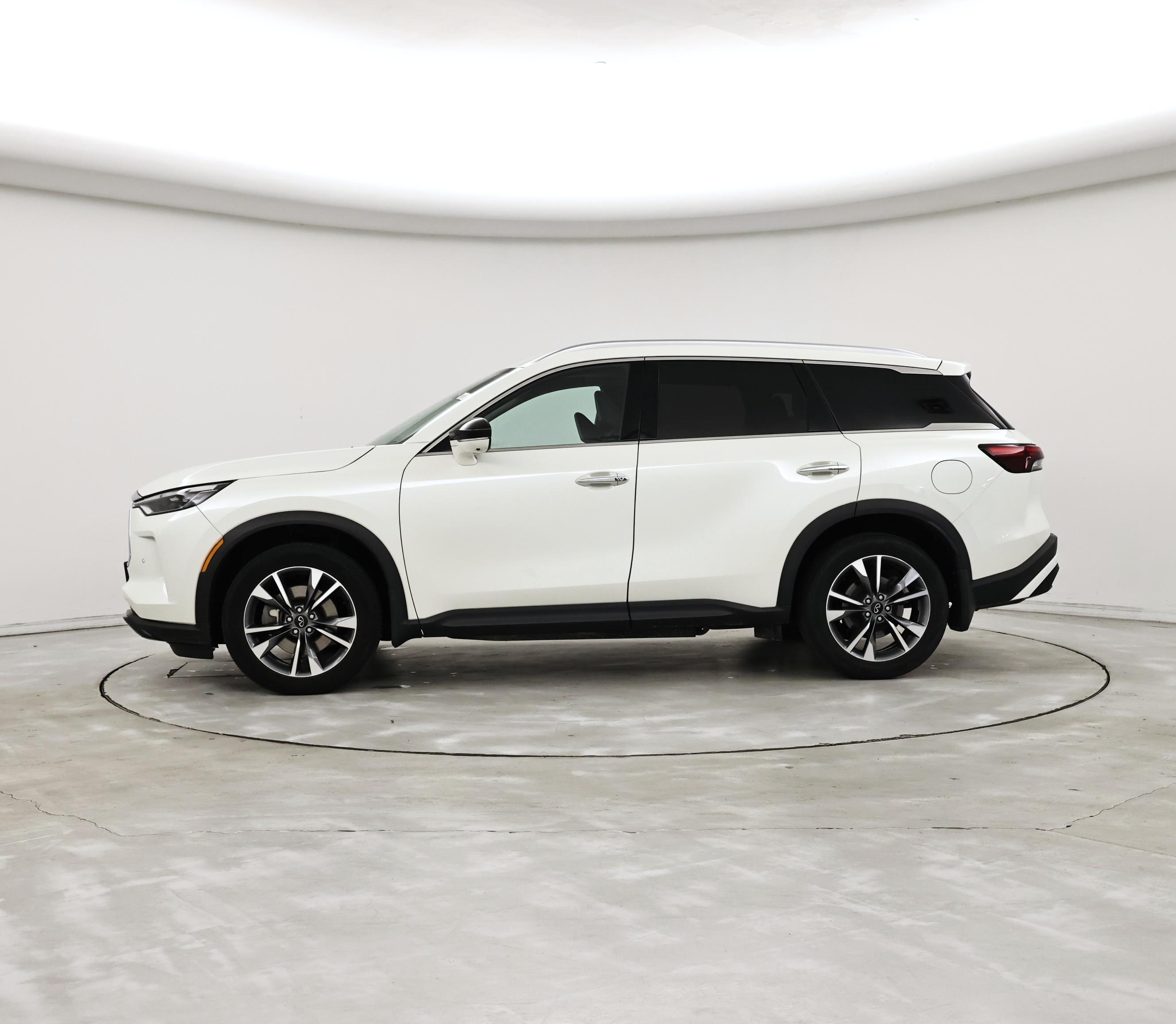 Thumbnail: 2023 INFINITI QX60 - 3