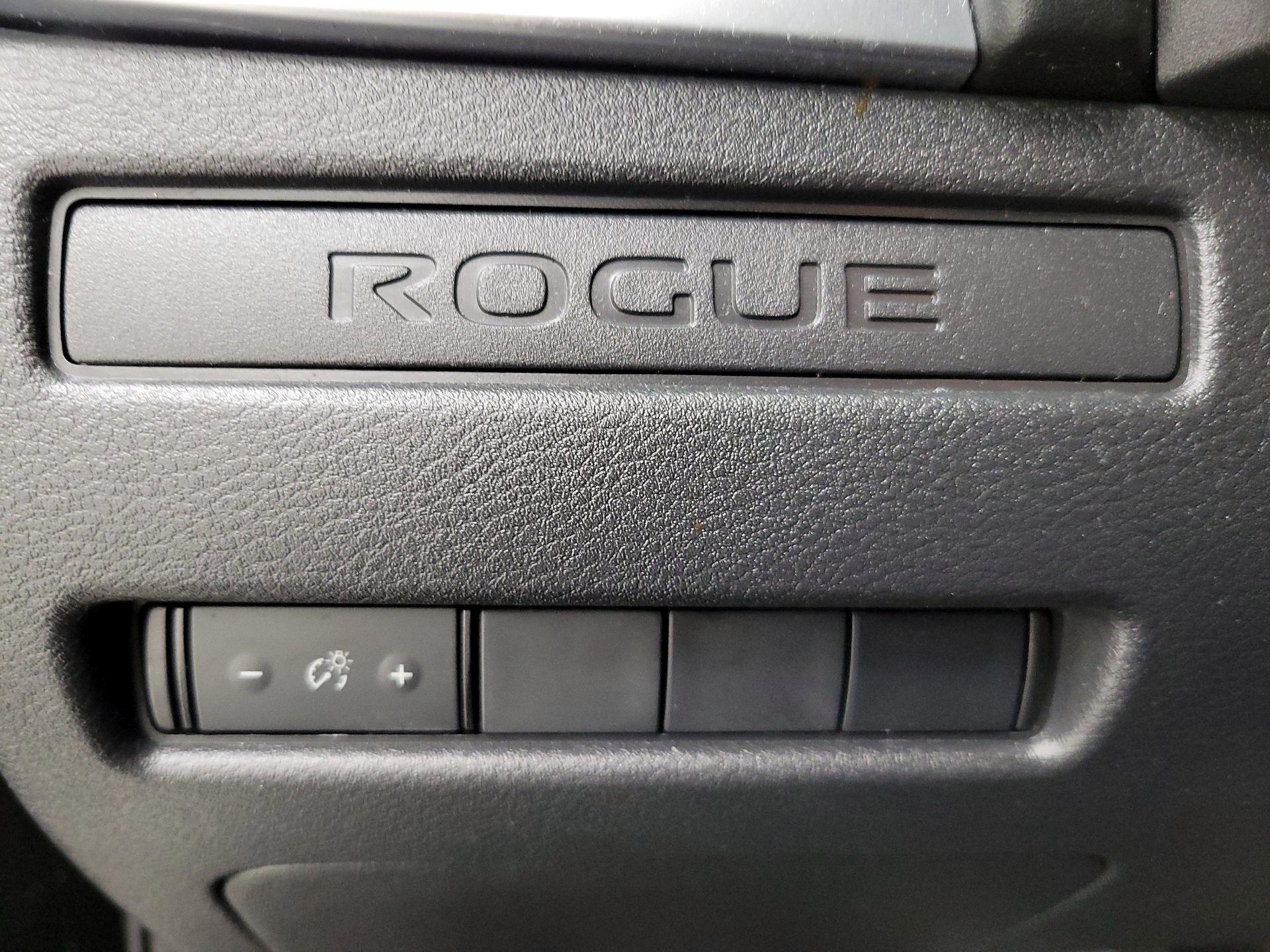 Thumbnail: 2023 Nissan Rogue - 13