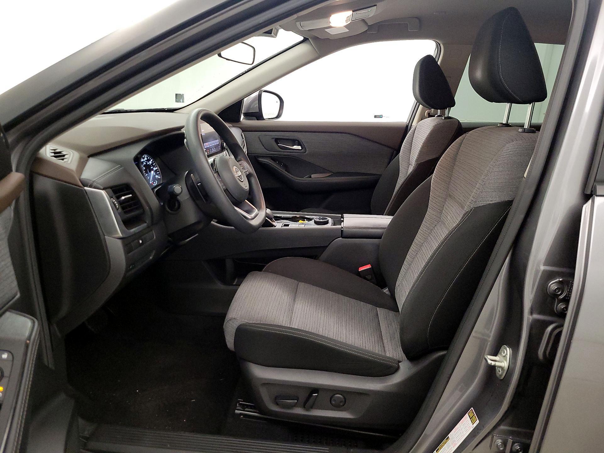 Thumbnail: 2023 Nissan Rogue - 11