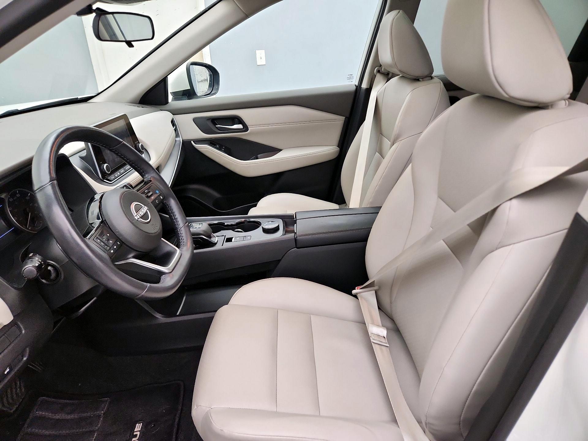 Thumbnail: 2023 Nissan Rogue - 11