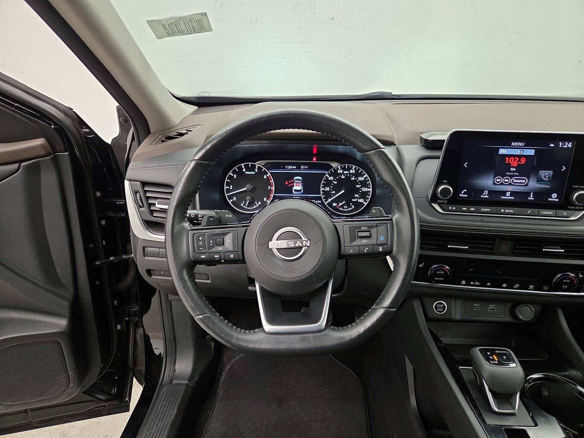 Thumbnail: 2023 Nissan Rogue - 10