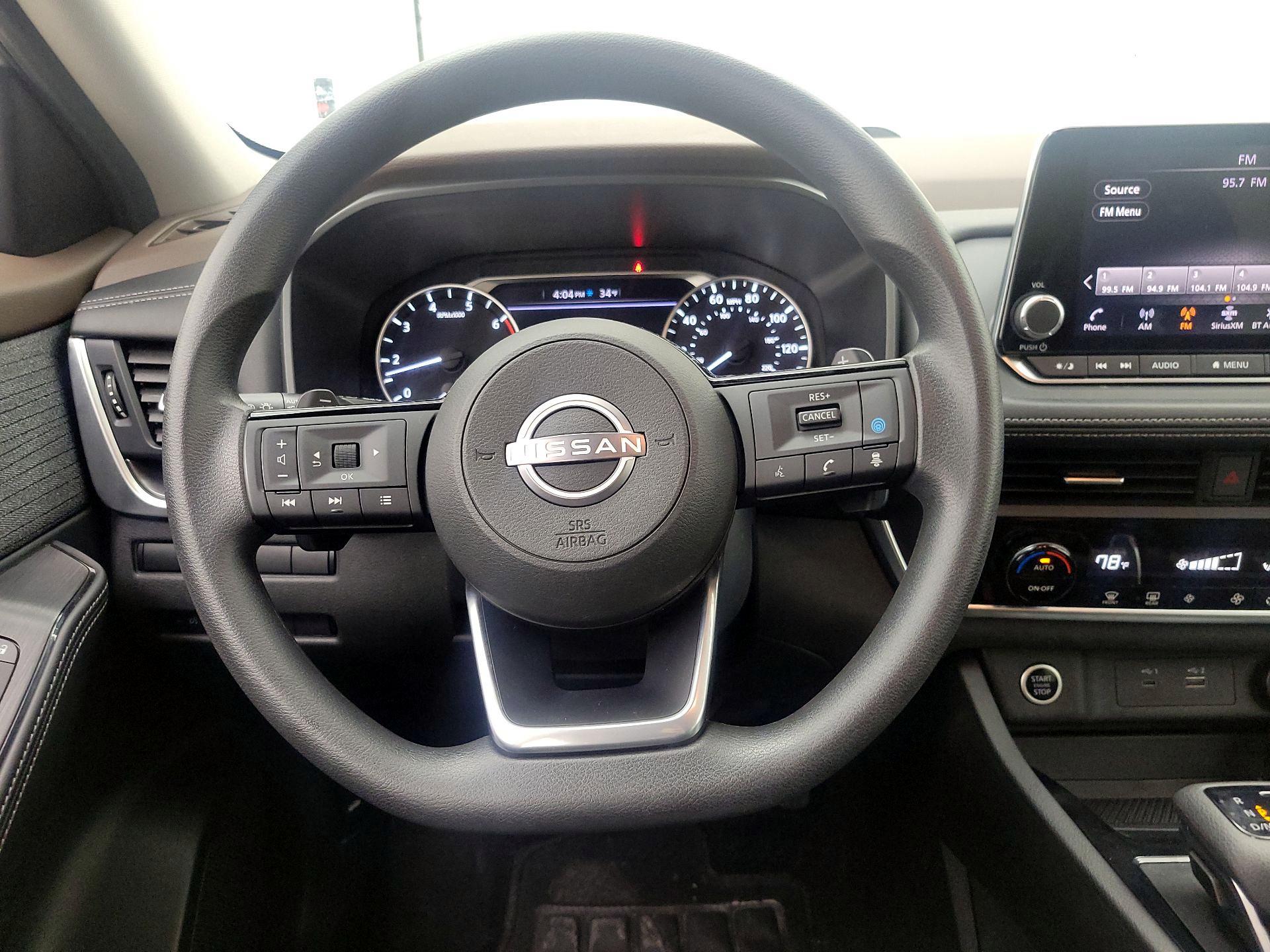 Thumbnail: 2023 Nissan Rogue - 10