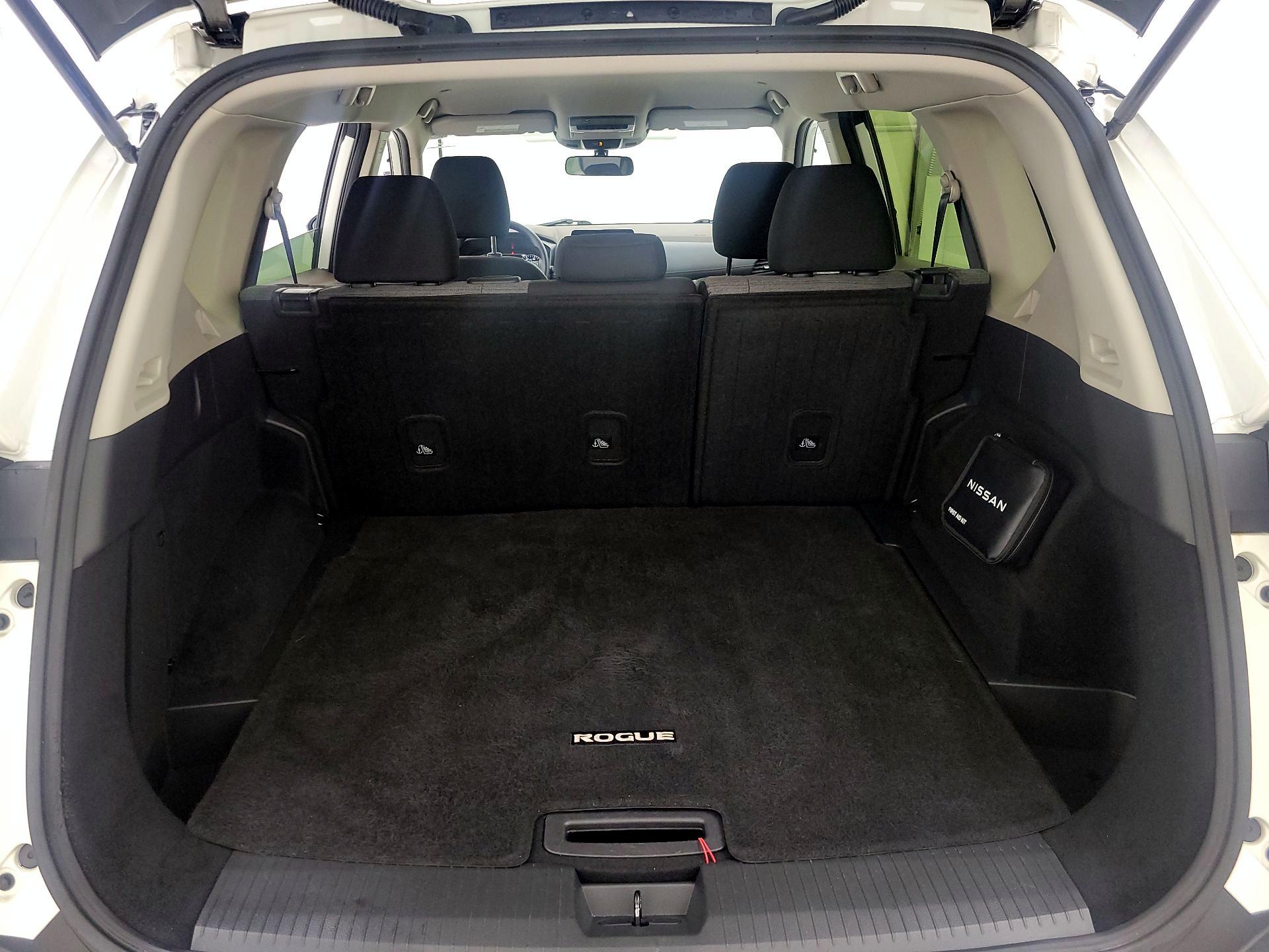 Thumbnail: 2023 Nissan Rogue - 20