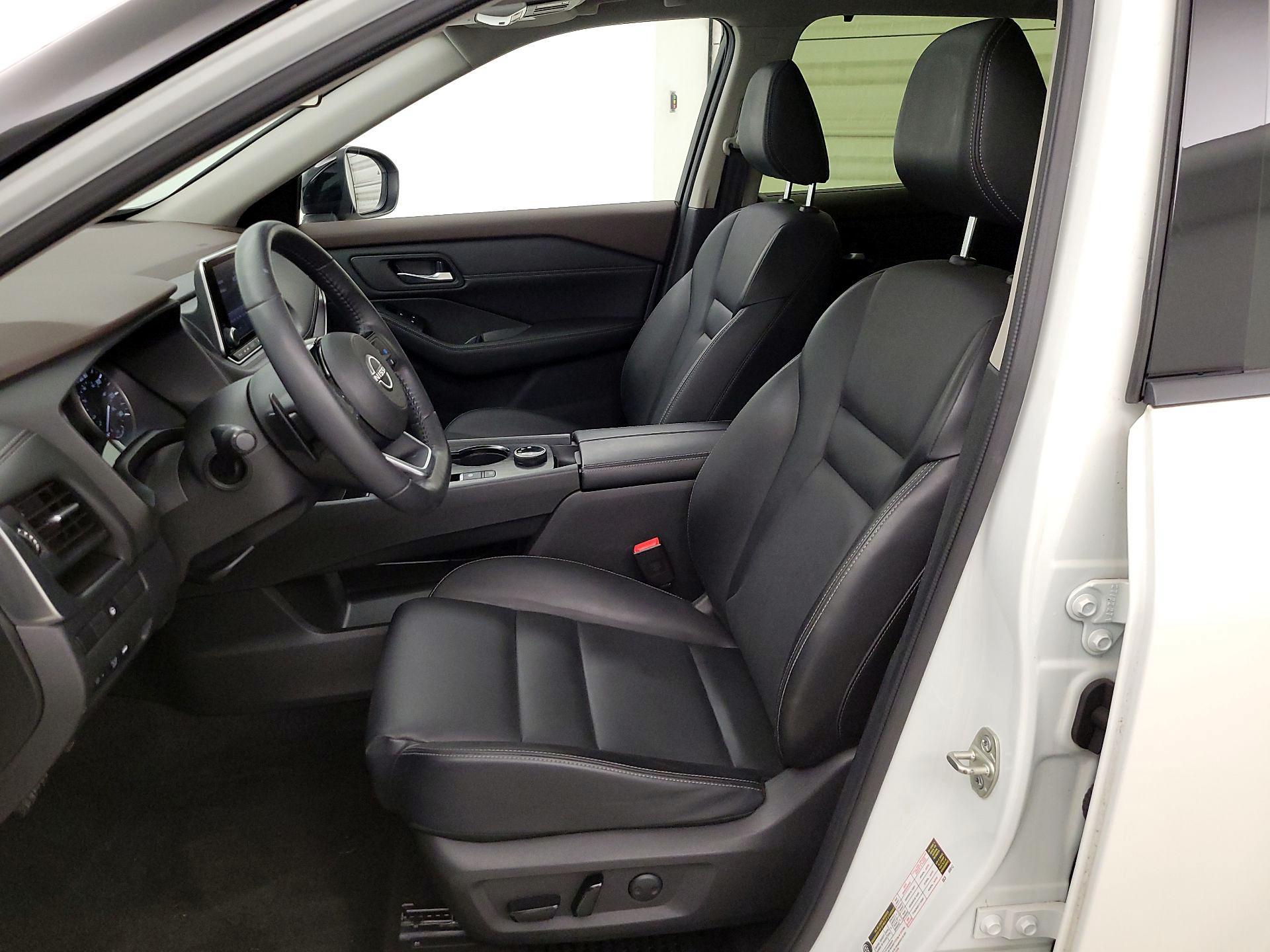 Thumbnail: 2023 Nissan Rogue - 11