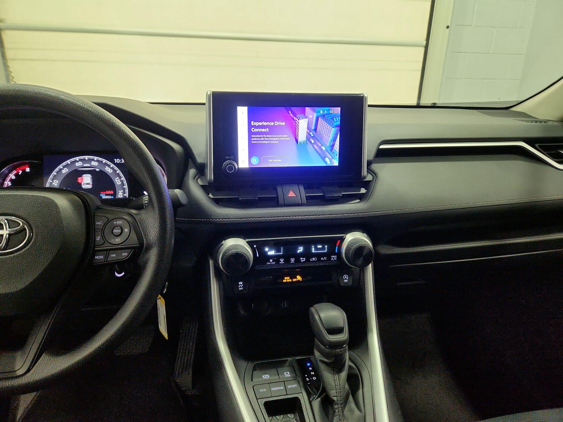 Thumbnail: 2024 Toyota RAV4 - 9