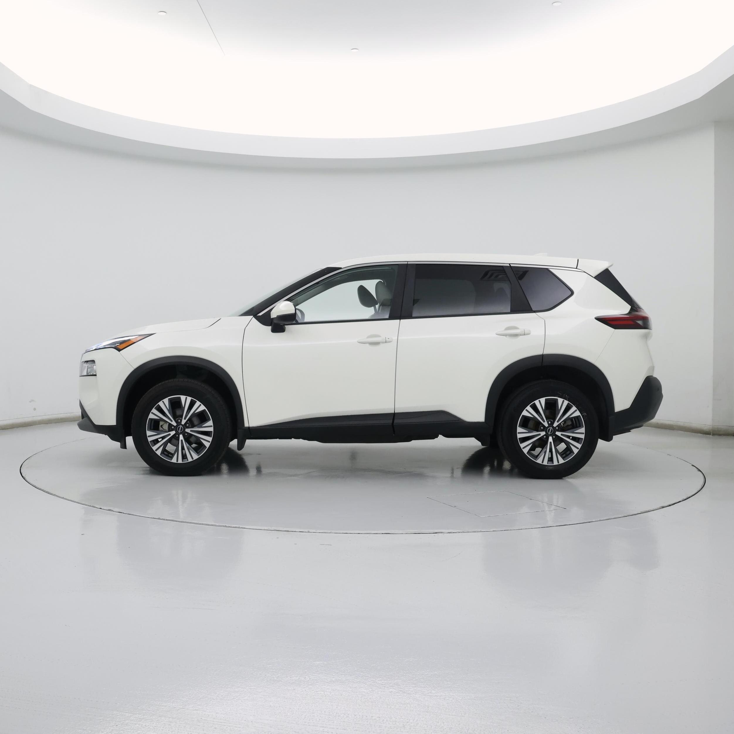 Thumbnail: 2023 Nissan Rogue - 3