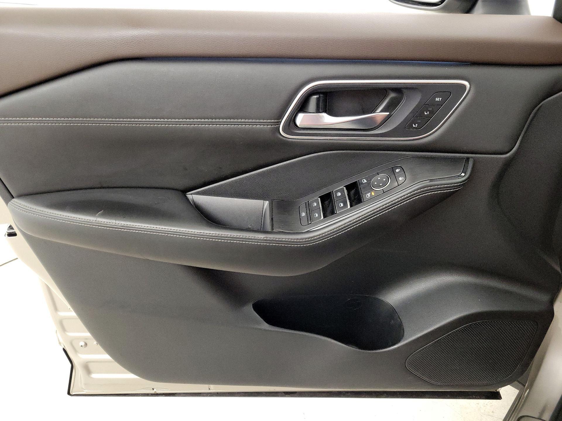 Thumbnail: 2022 Nissan Rogue - 12