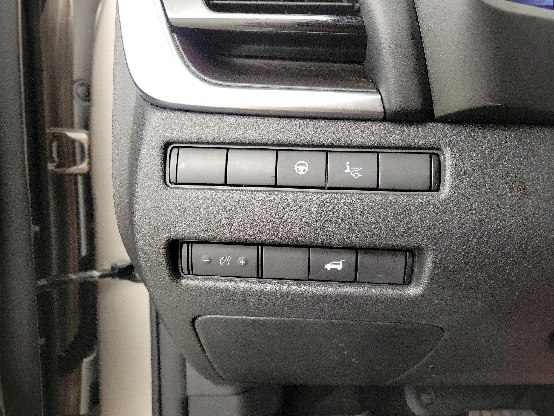 Thumbnail: 2022 Nissan Rogue - 13