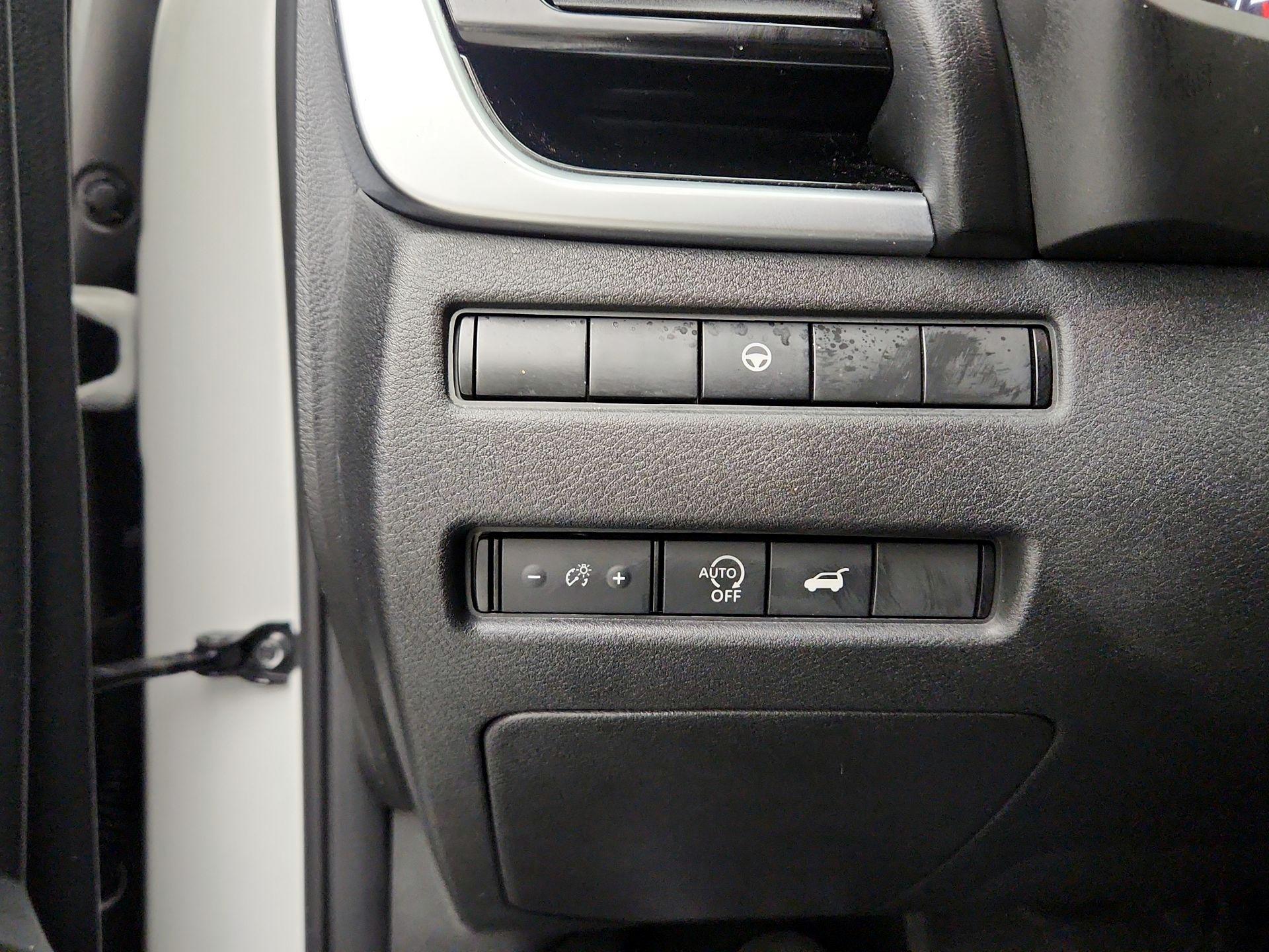 Thumbnail: 2023 Nissan Rogue - 13