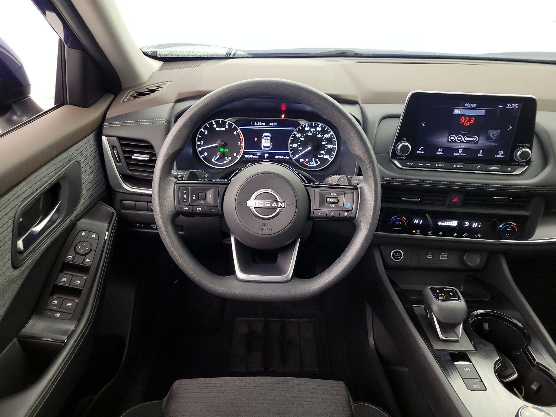 Thumbnail: 2023 Nissan Rogue - 10