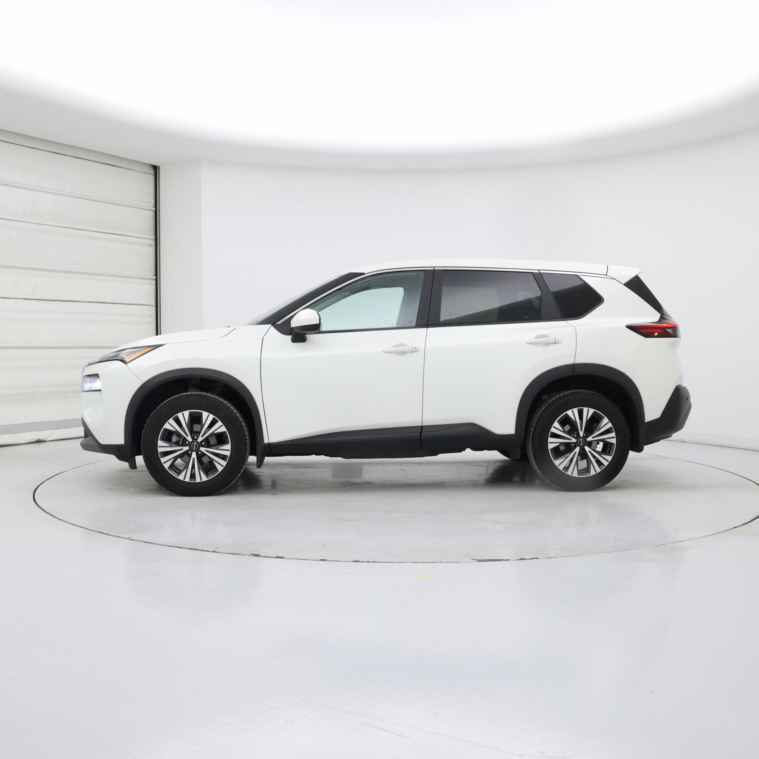 Thumbnail: 2023 Nissan Rogue - 3