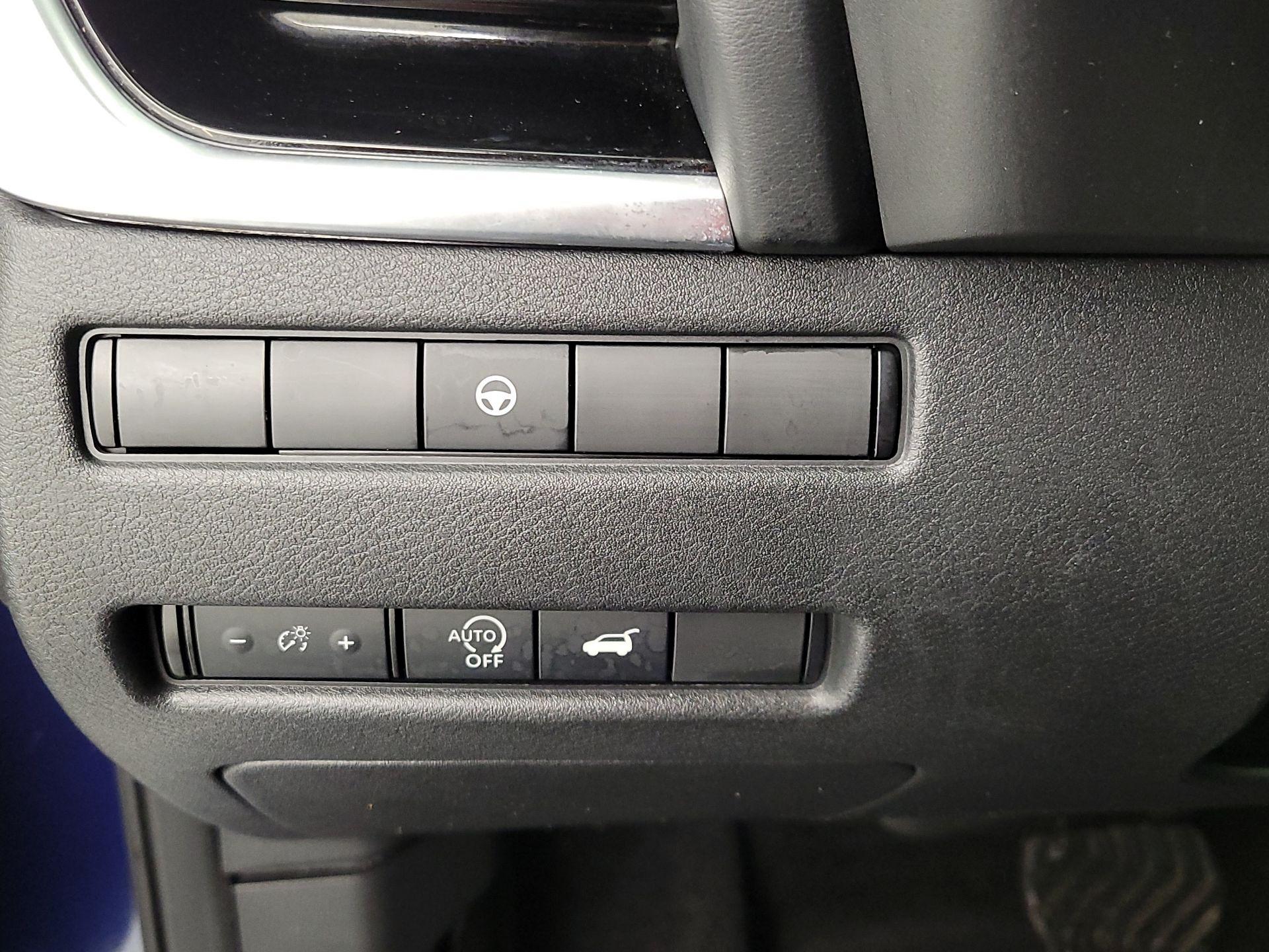 Thumbnail: 2023 Nissan Rogue - 13