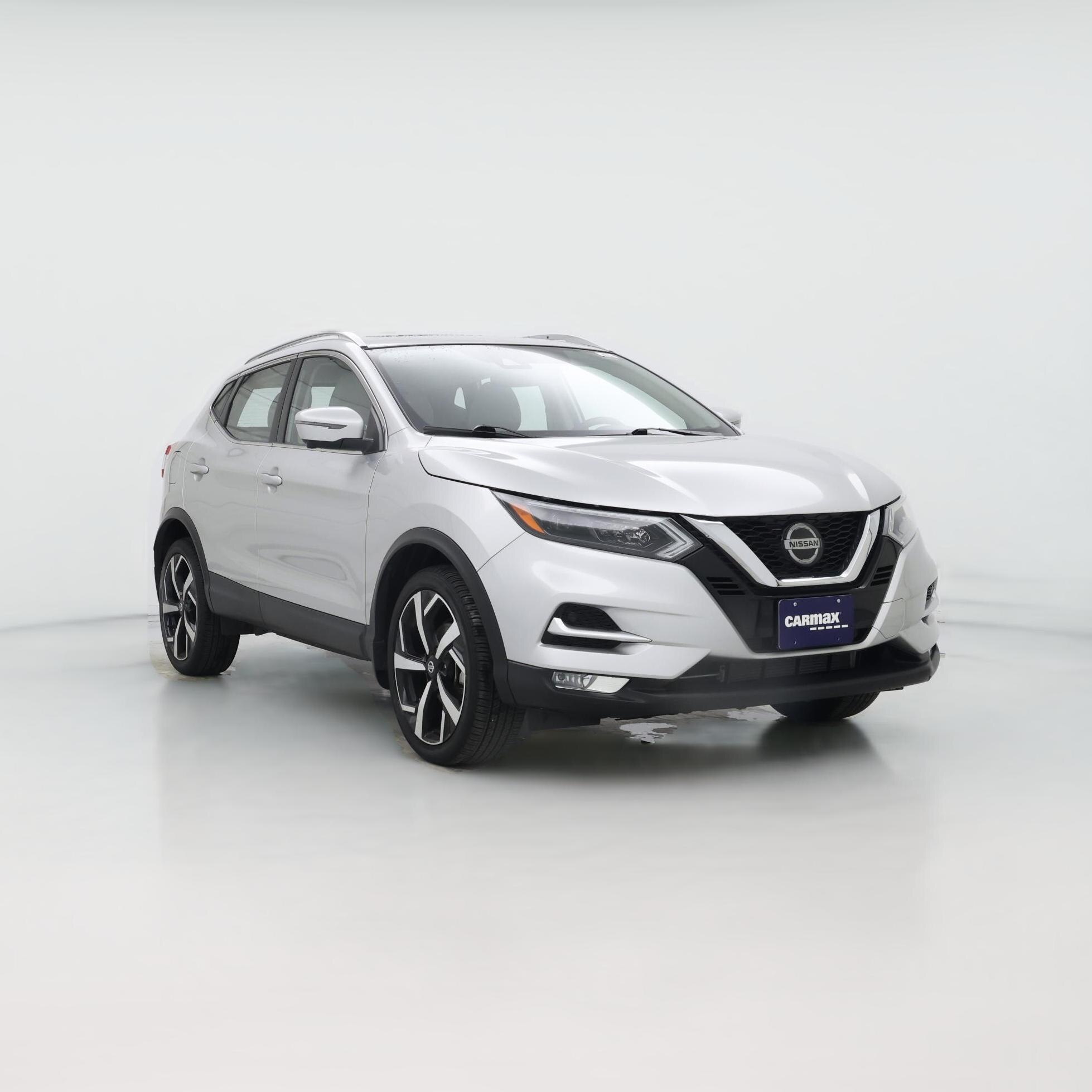 Thumbnail: 2022 Nissan Rogue Sport - 1