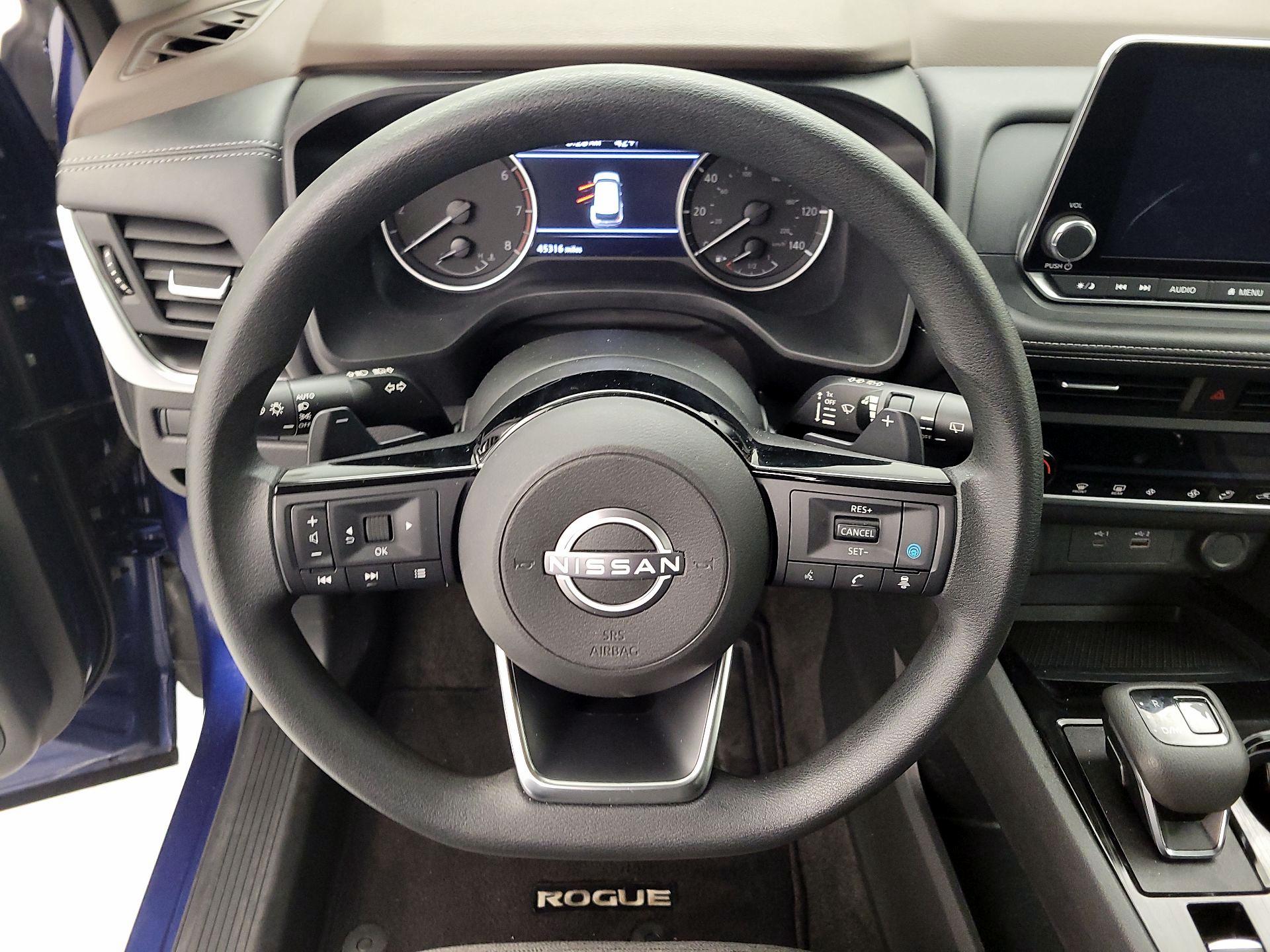 Thumbnail: 2023 Nissan Rogue - 10