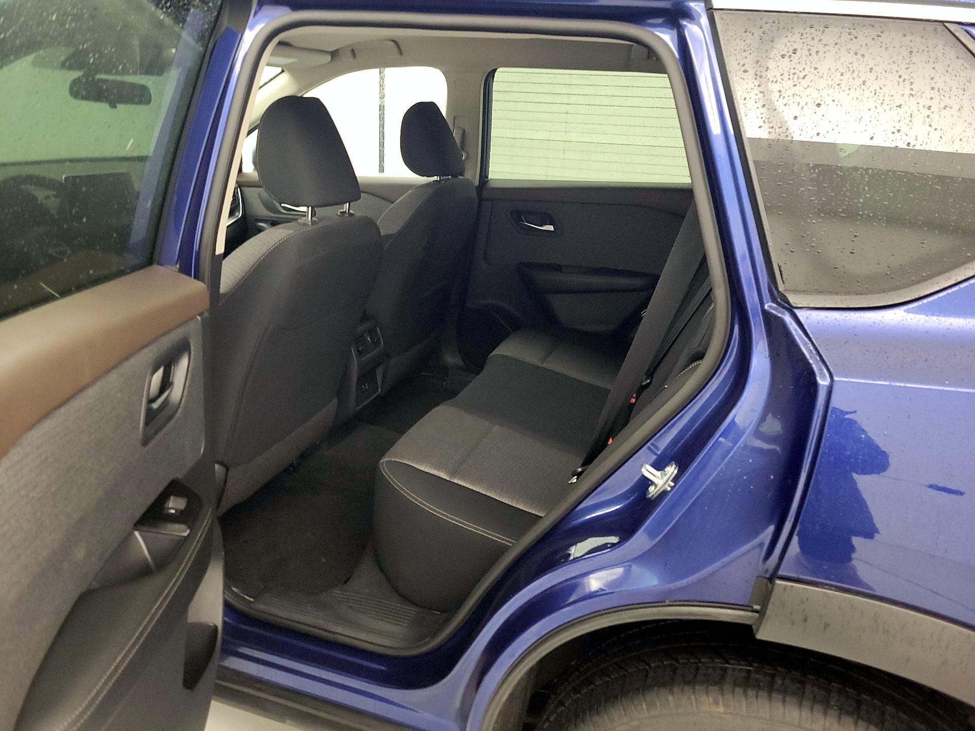 Thumbnail: 2023 Nissan Rogue - 19