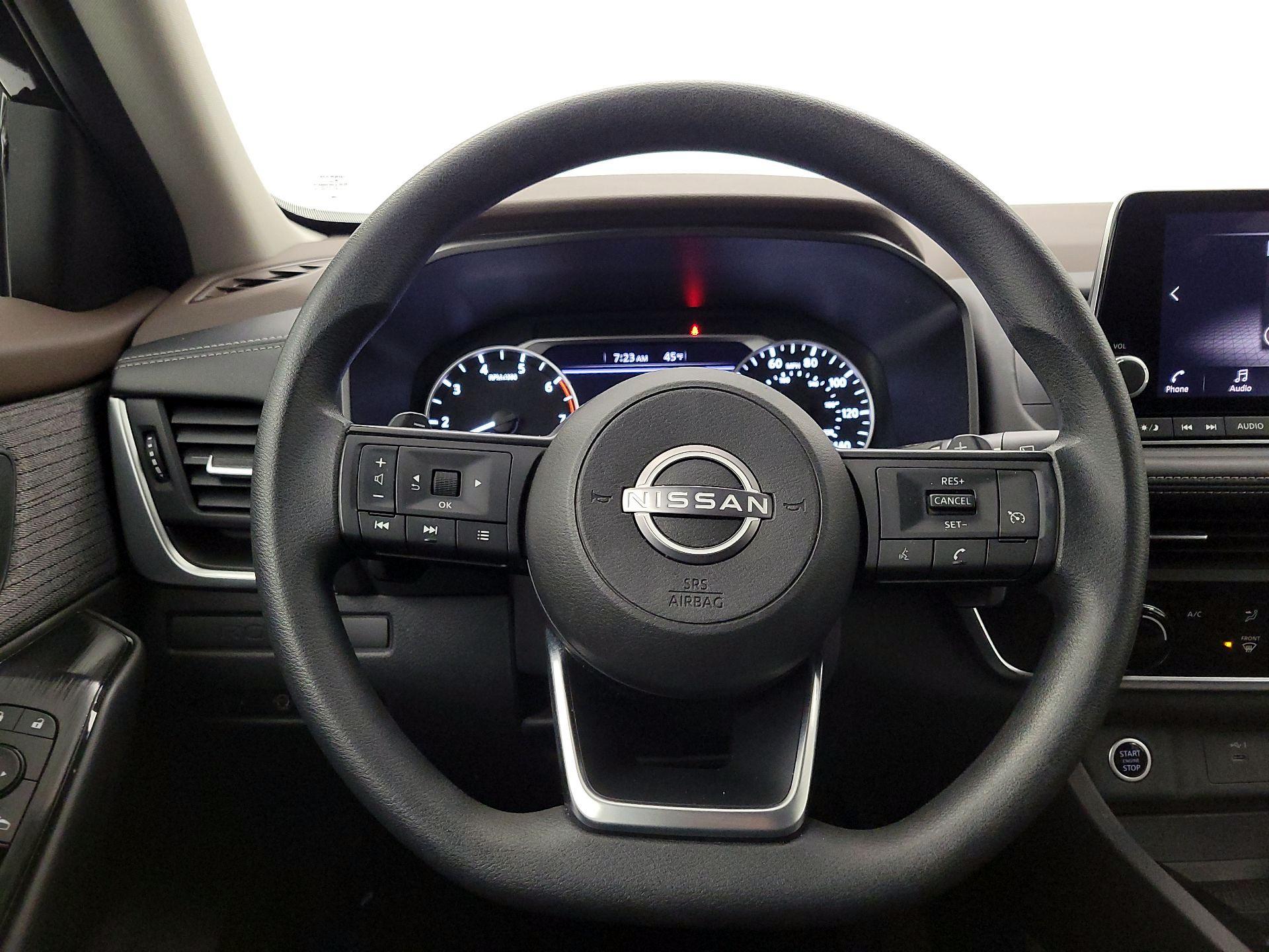 Thumbnail: 2023 Nissan Rogue - 10