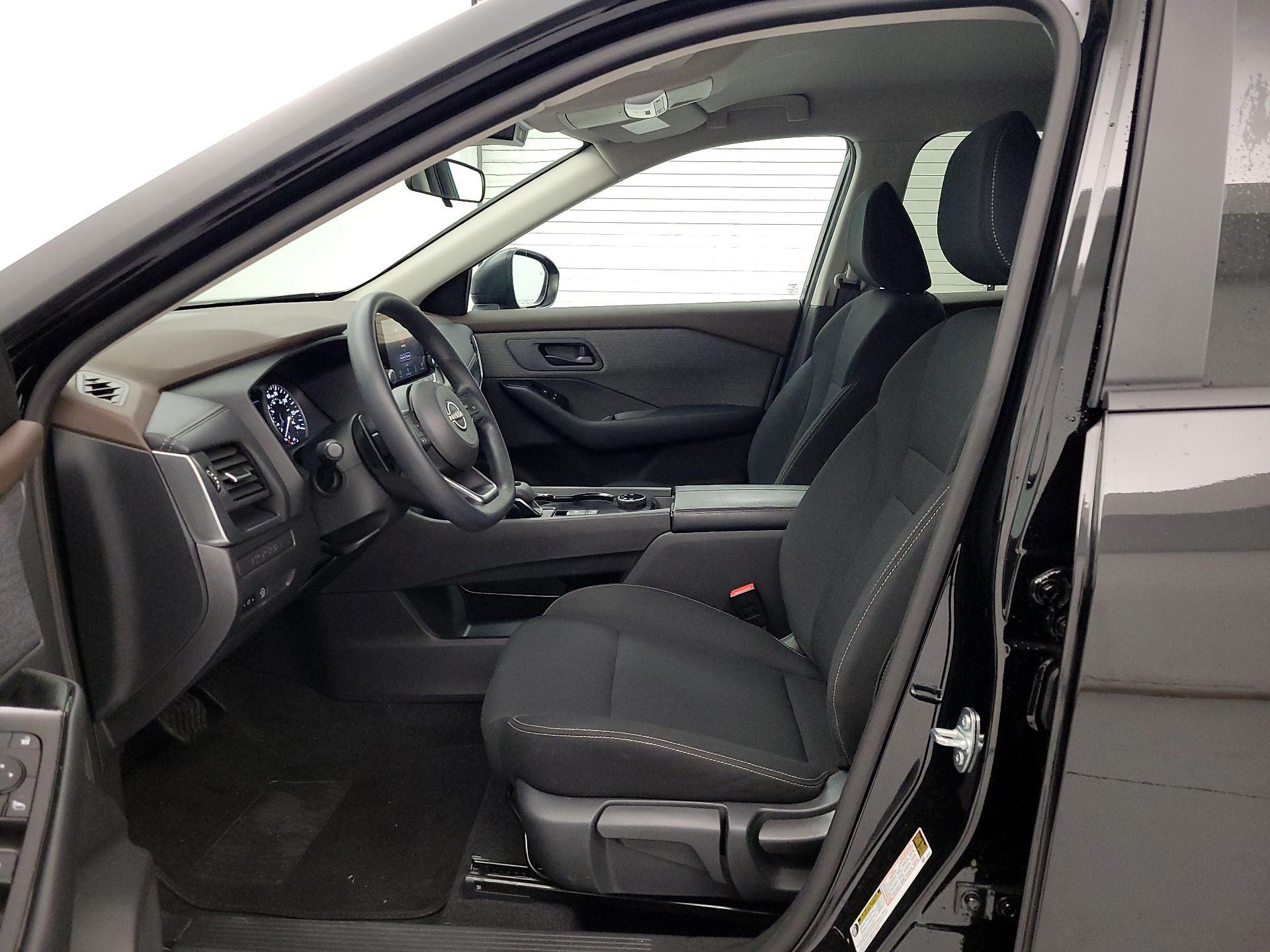 Thumbnail: 2023 Nissan Rogue - 11