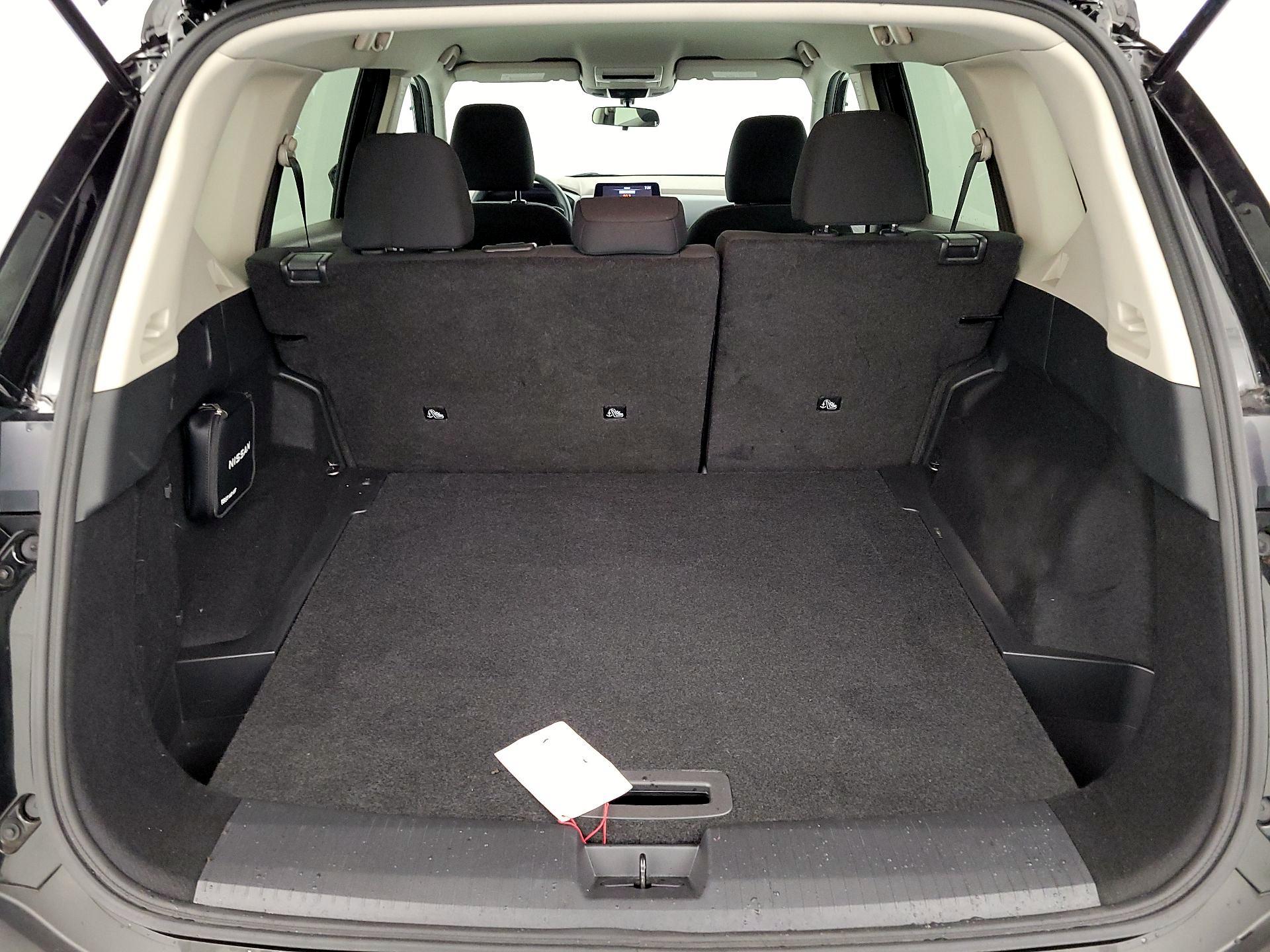 Thumbnail: 2023 Nissan Rogue - 20