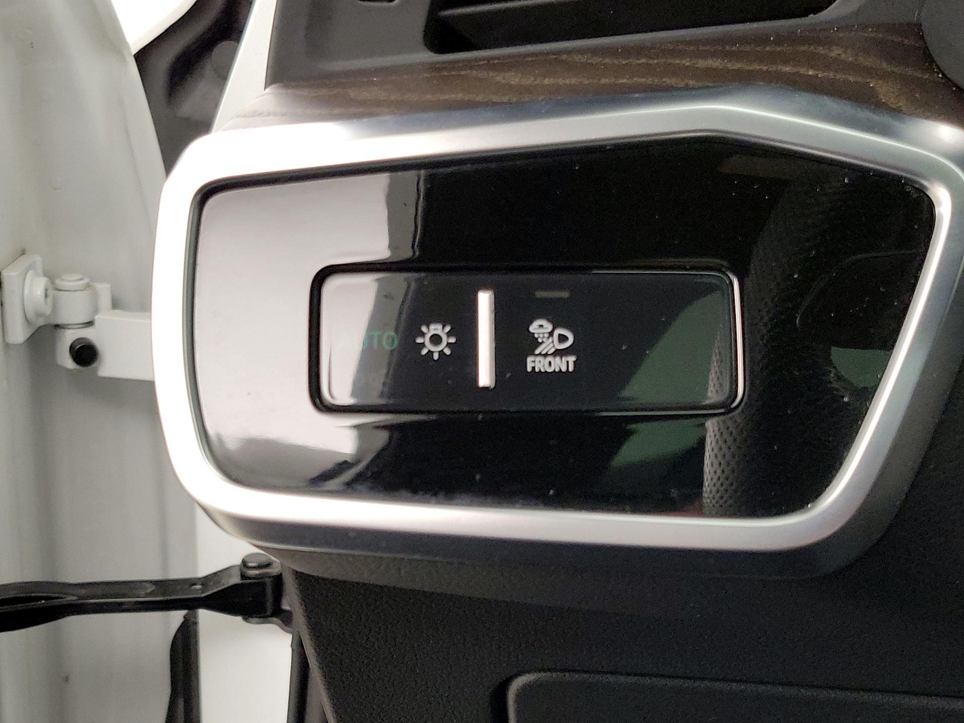 Thumbnail: 2020 Audi S6 - 13