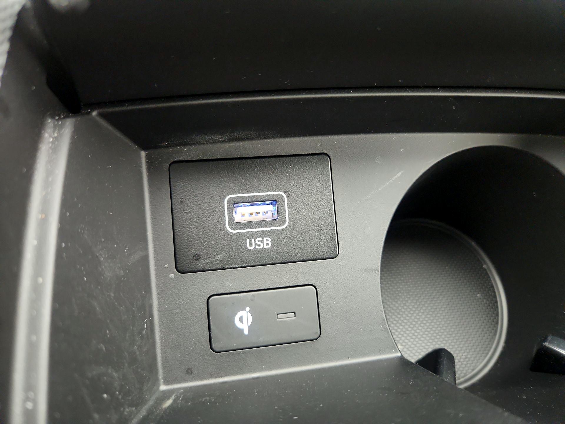 Thumbnail: 2023 Hyundai Santa Fe - 19