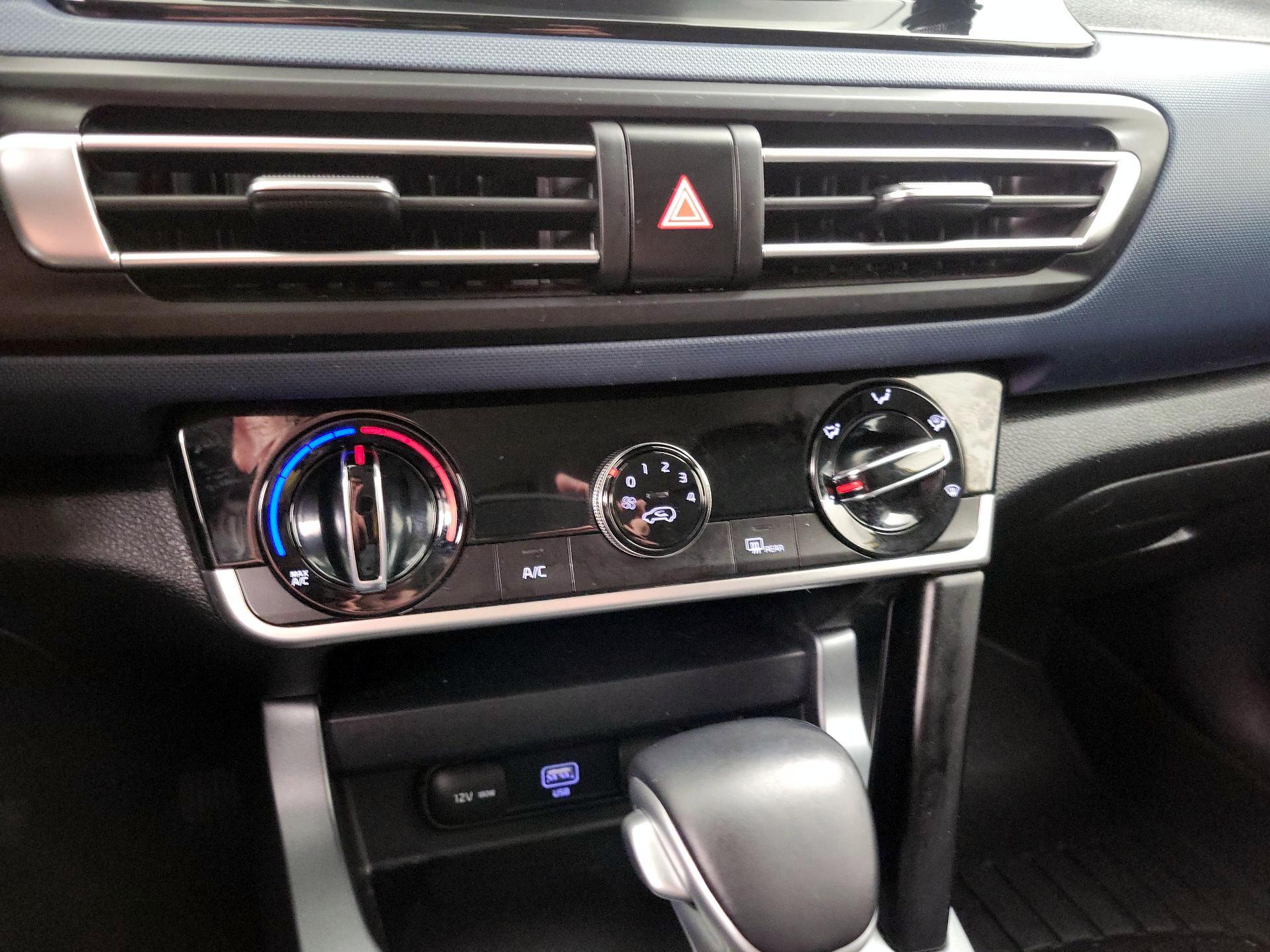 Thumbnail: 2021 Kia Seltos - 16