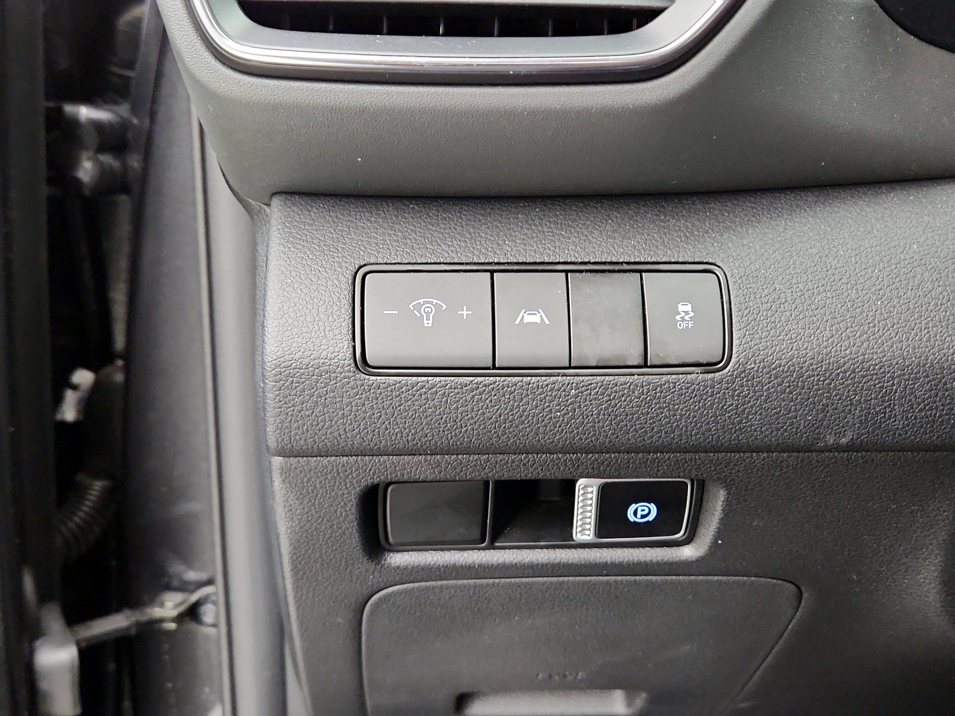 Thumbnail: 2023 Hyundai Santa Fe - 13