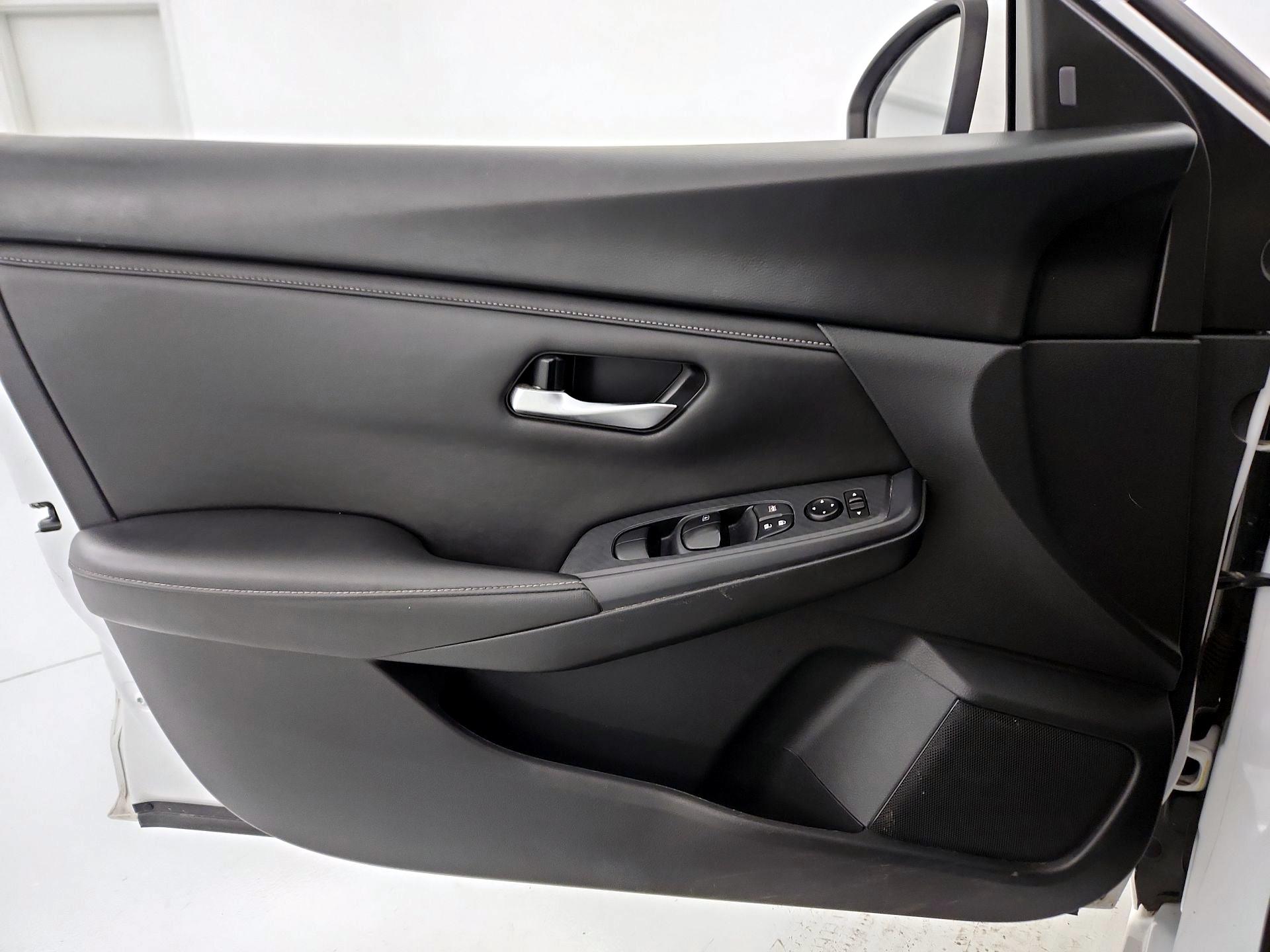 Thumbnail: 2023 Nissan Sentra - 12