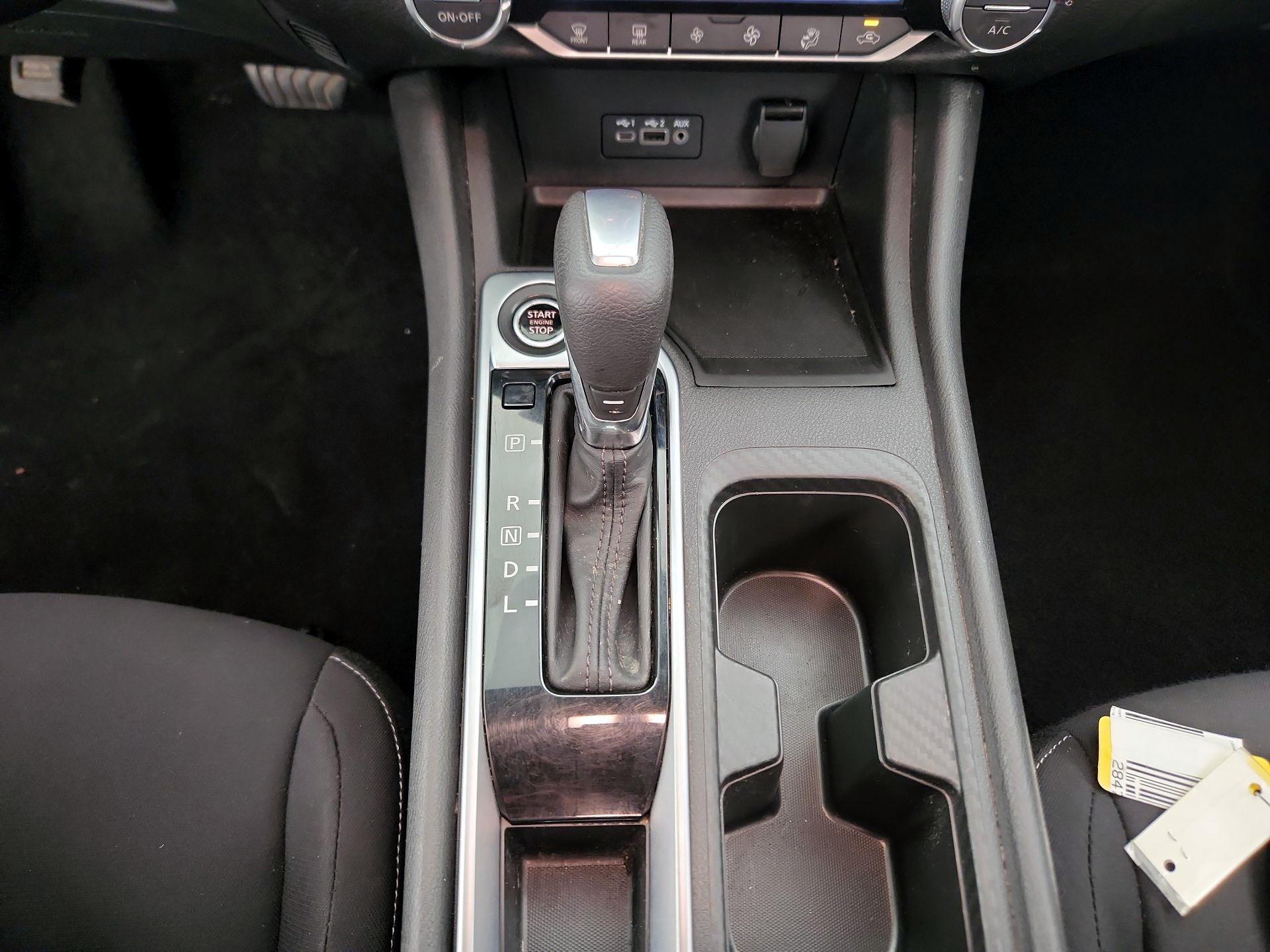 Thumbnail: 2023 Nissan Sentra - 17