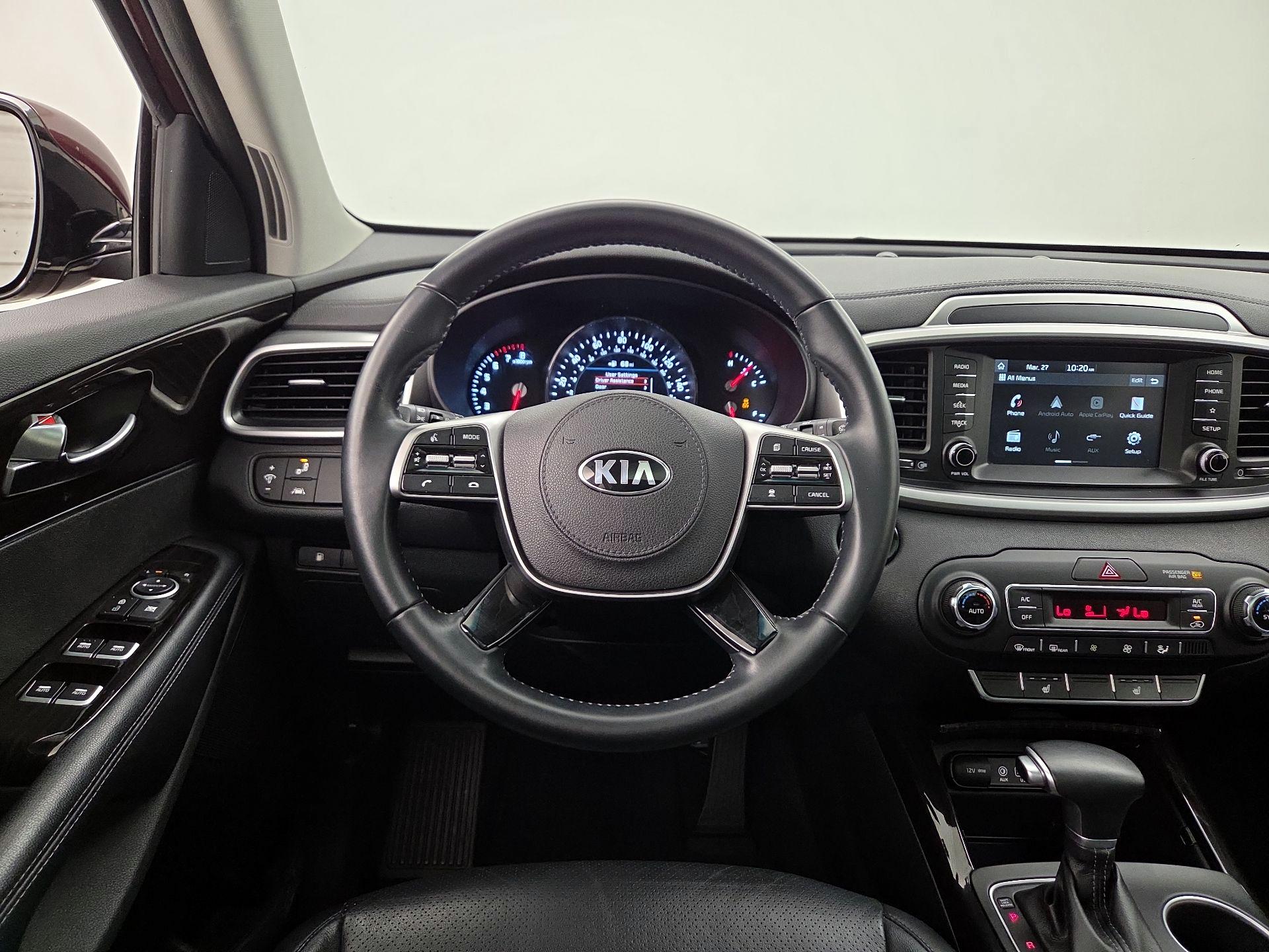 Thumbnail: 2020 Kia Sorento - 10