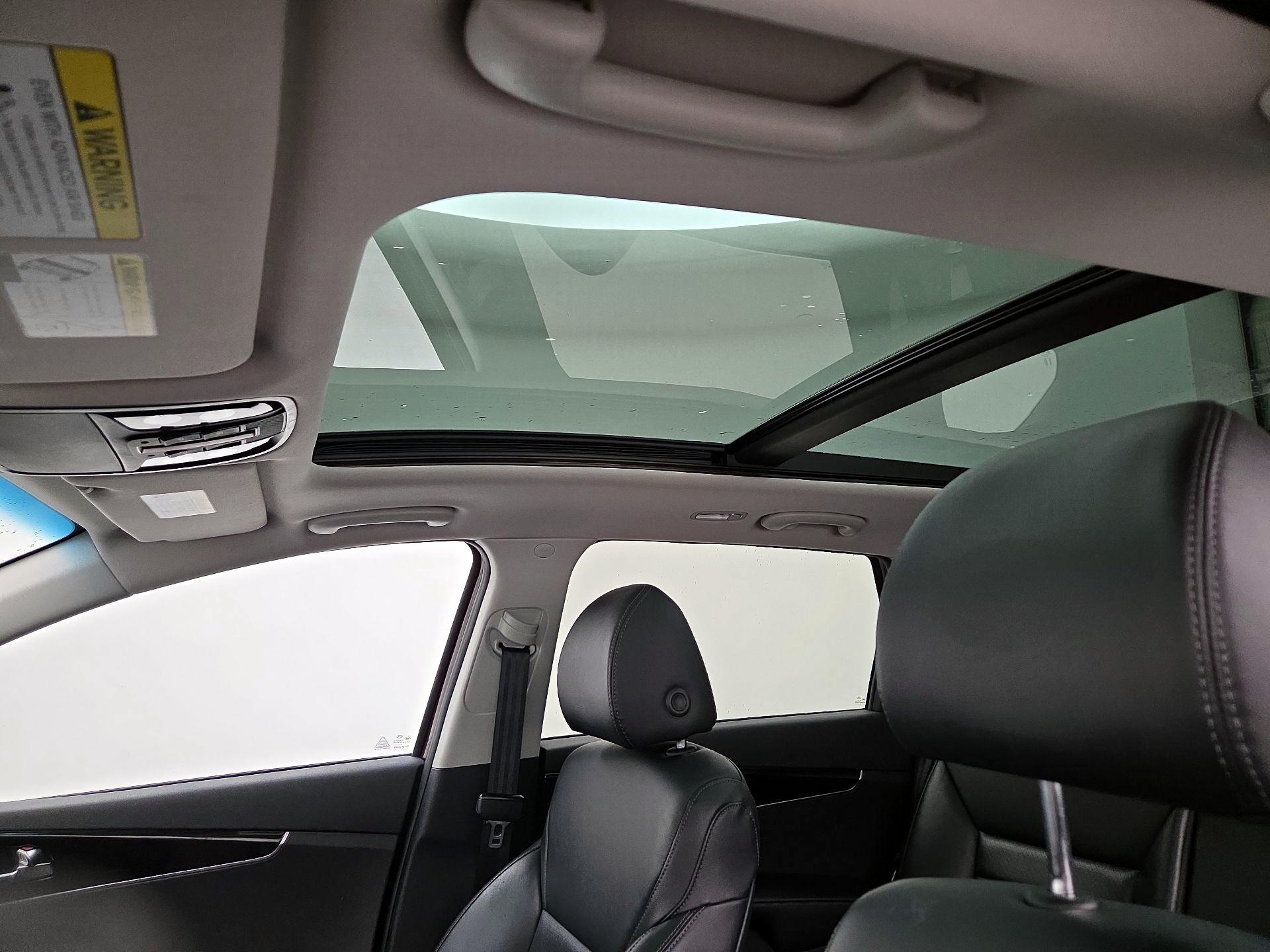 Thumbnail: 2020 Kia Sorento - 19