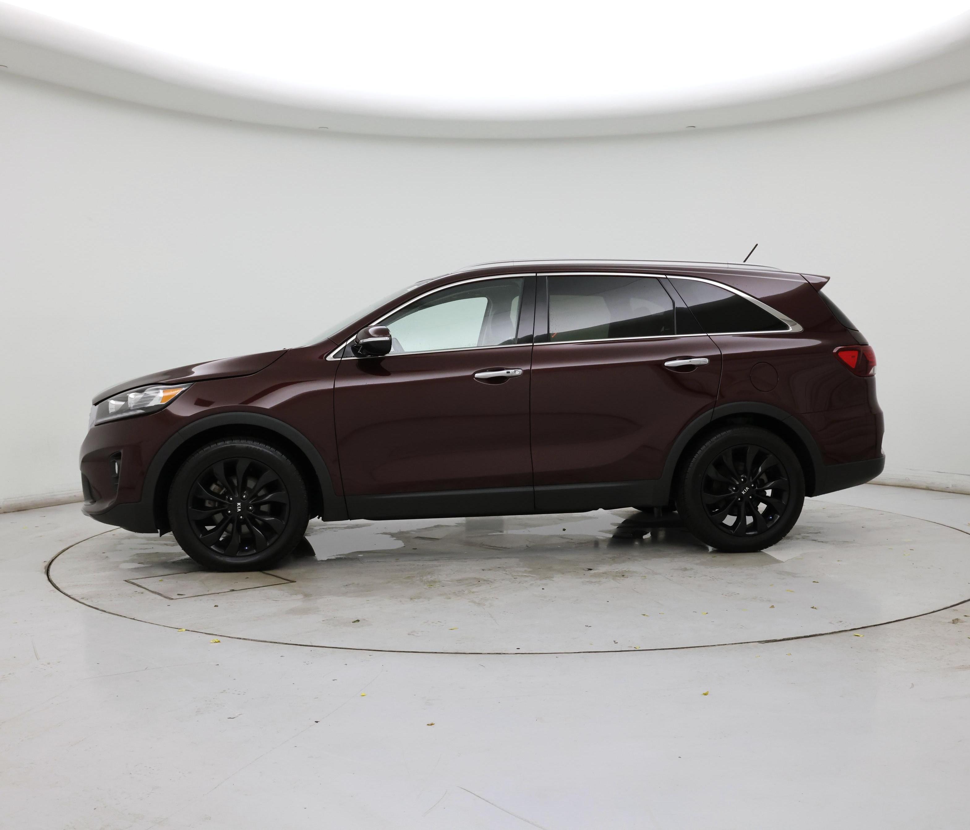 Thumbnail: 2020 Kia Sorento - 3