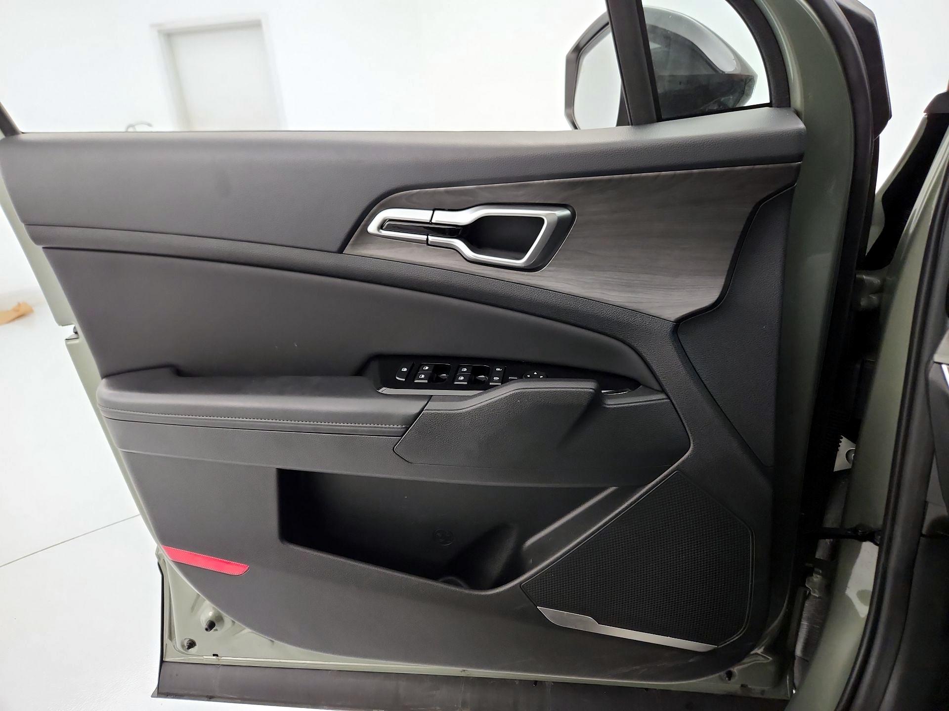 Thumbnail: 2024 Kia Sportage - 12