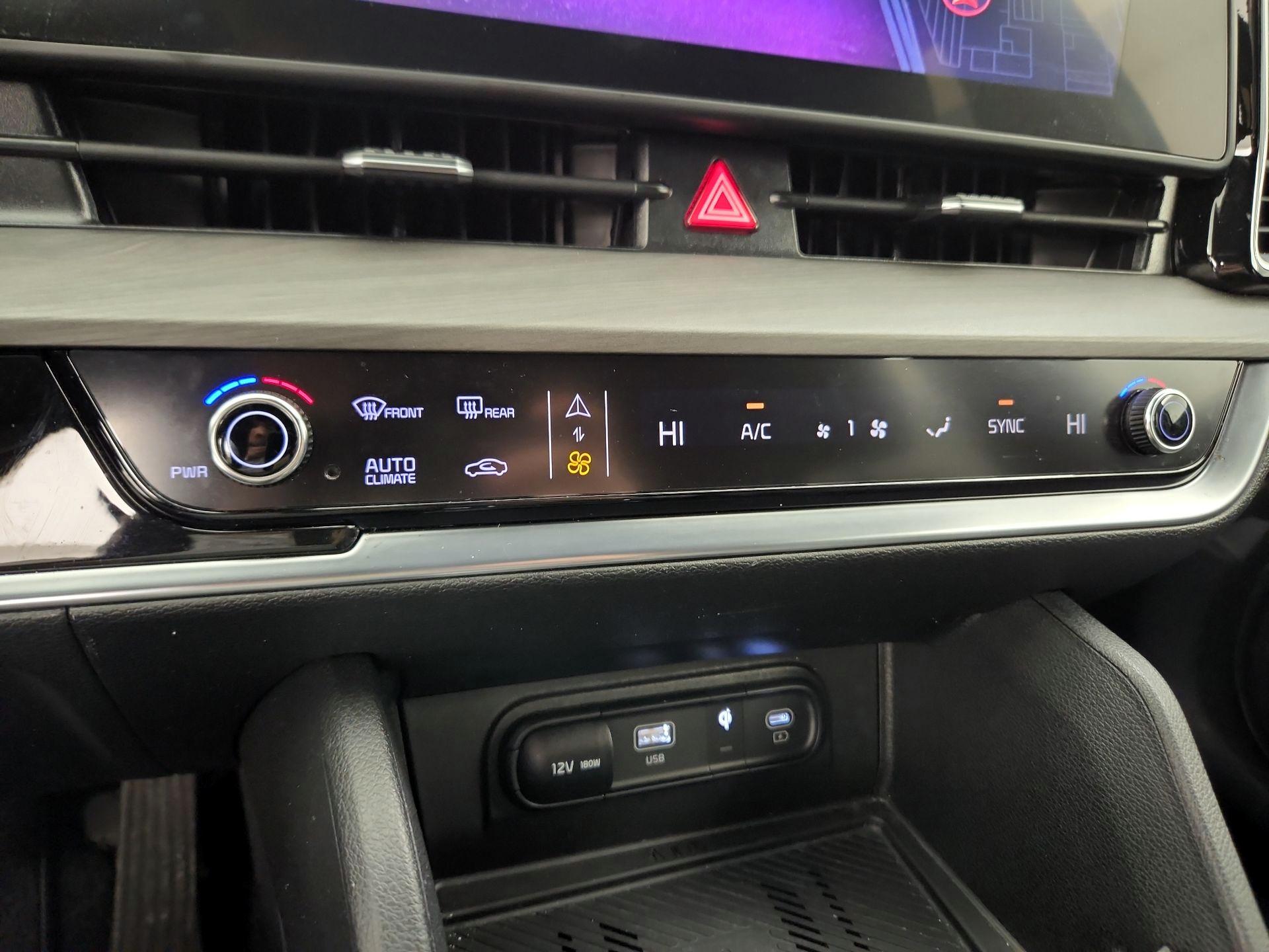 Thumbnail: 2024 Kia Sportage - 16