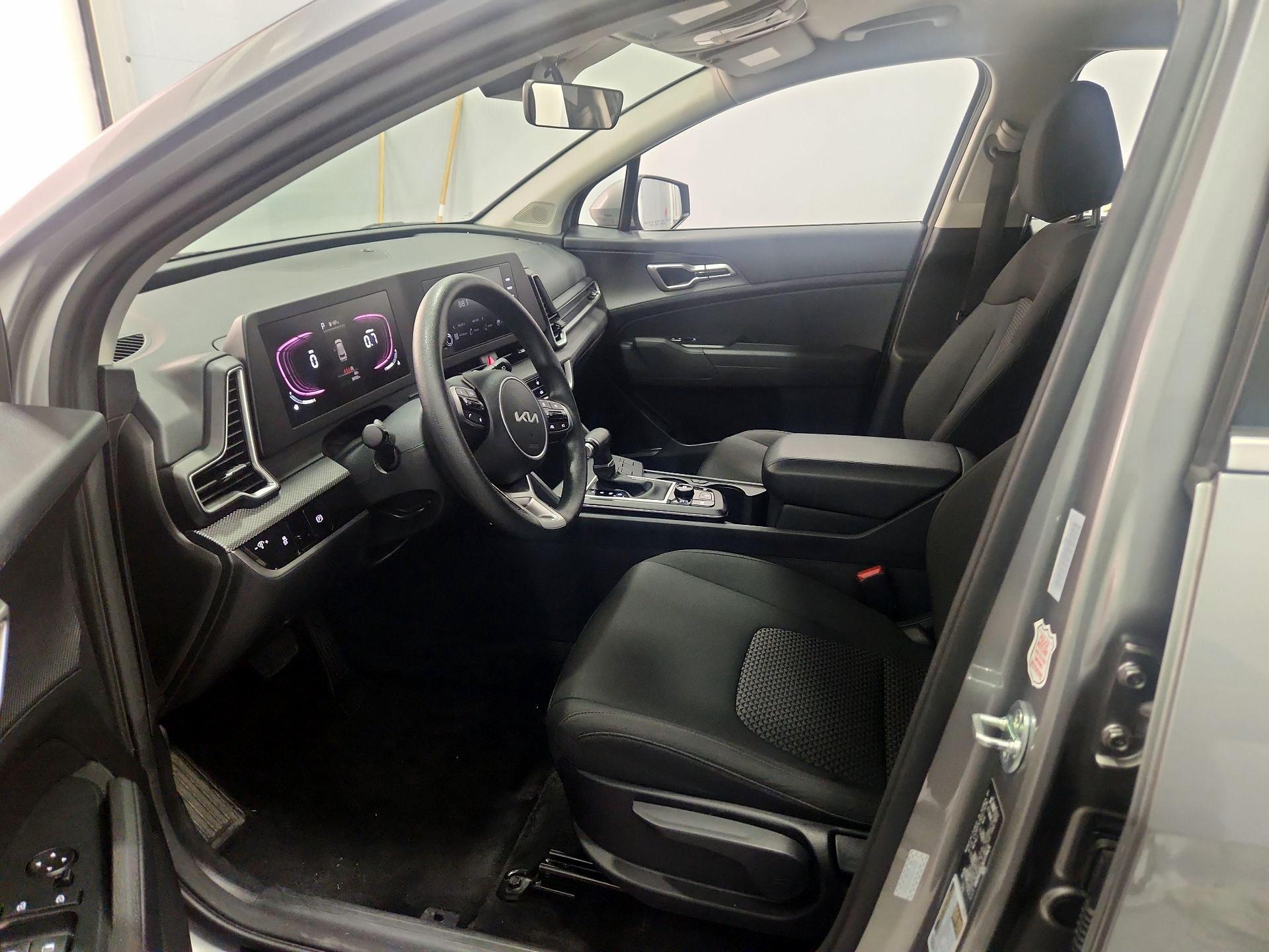 Thumbnail: 2024 Kia Sportage - 11